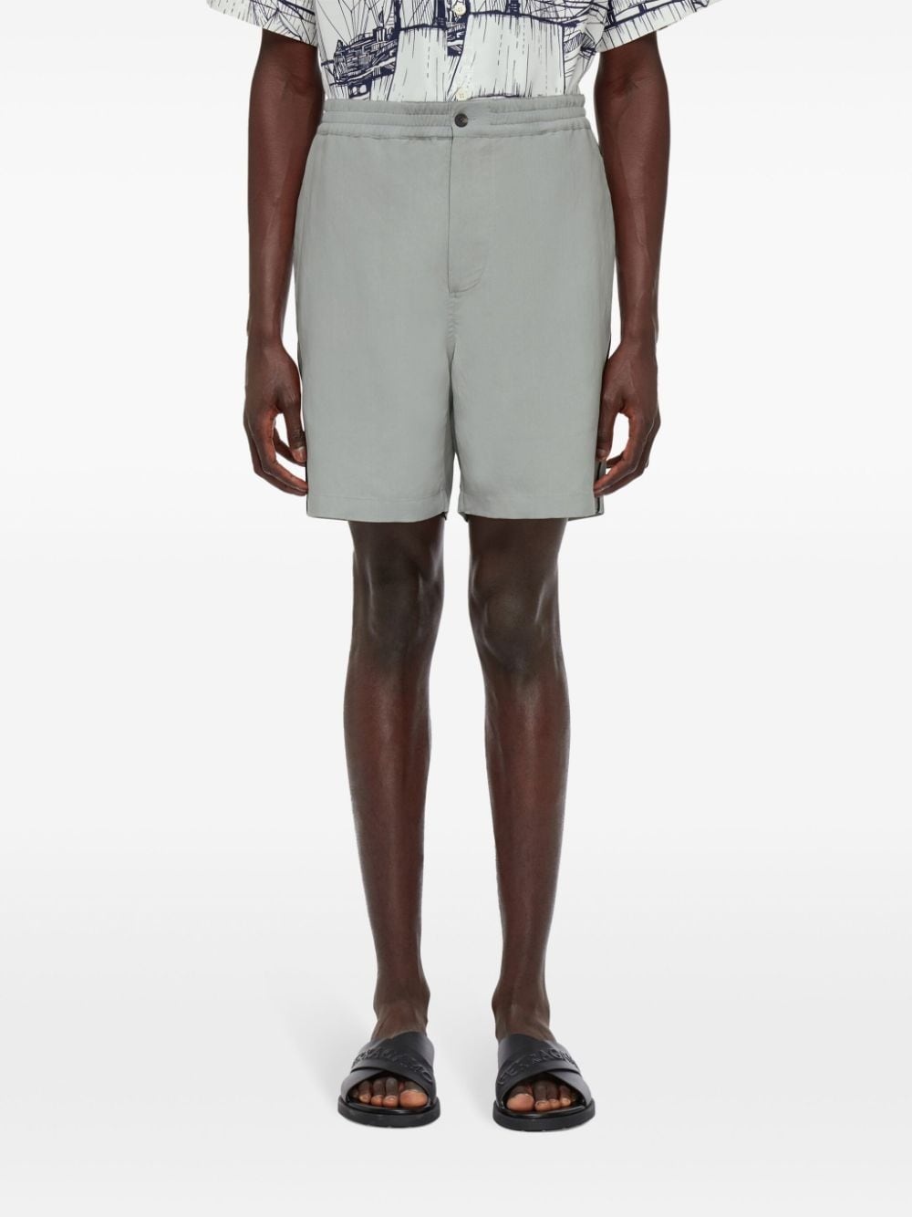 logo-embroidered straight-leg shorts - 3