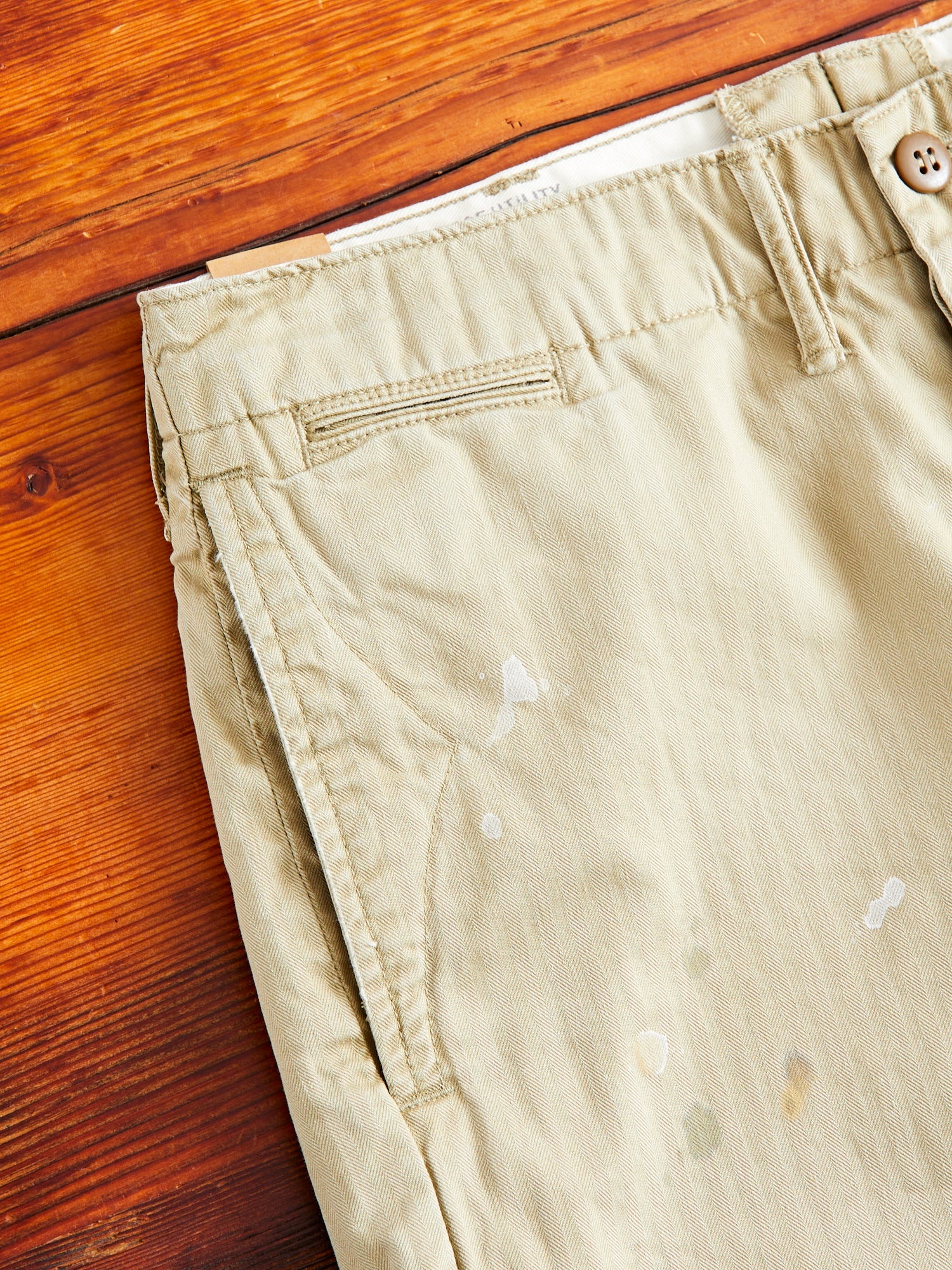 Officer Chino Pants in Vintage Khaki - 4