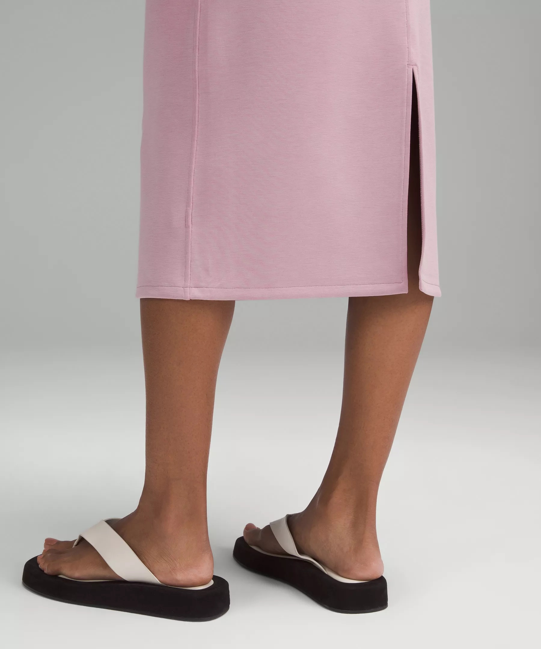 Softstreme High-Rise Midi Skirt - 5