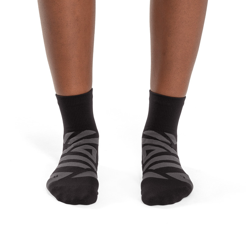 On Performance Mid Sock outlook