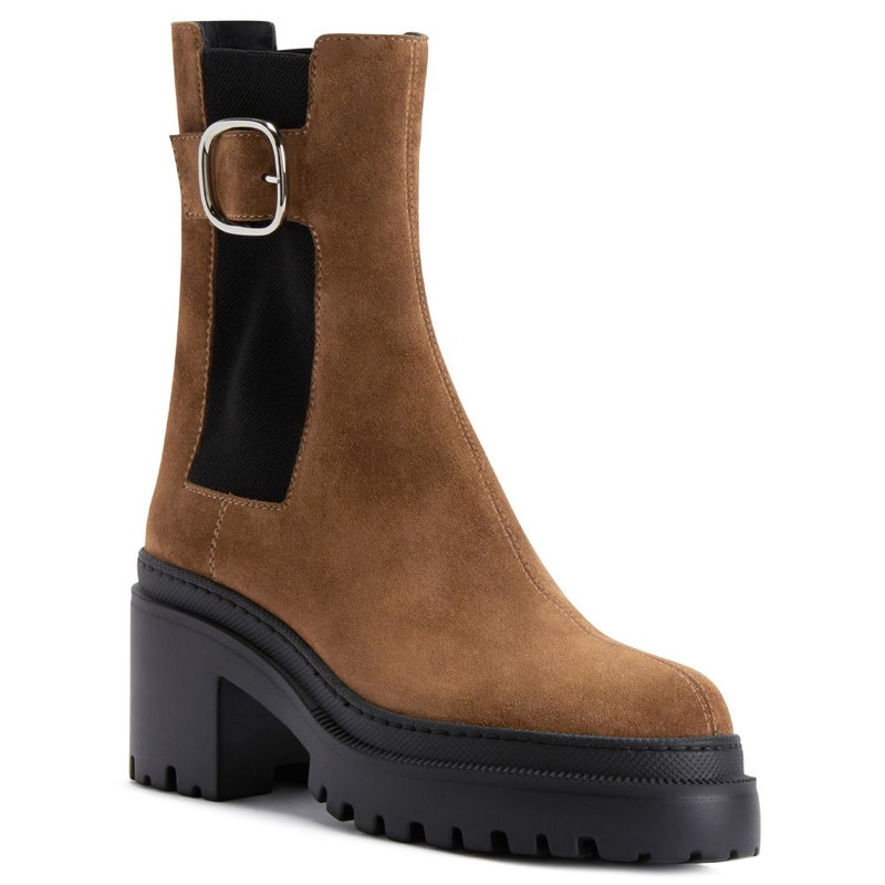 Giuseppe Zanotti Mairi Buckle outlook