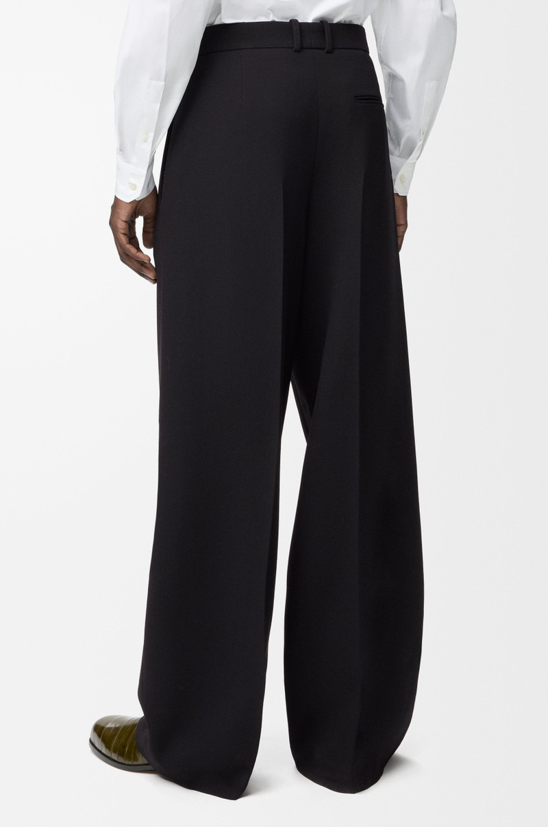 Wide leg trousers in wool 4