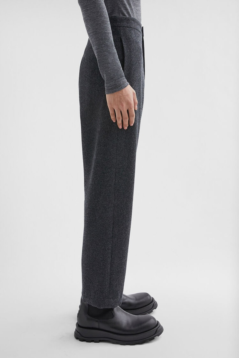 Wool Flannel Tapered Trousers 4