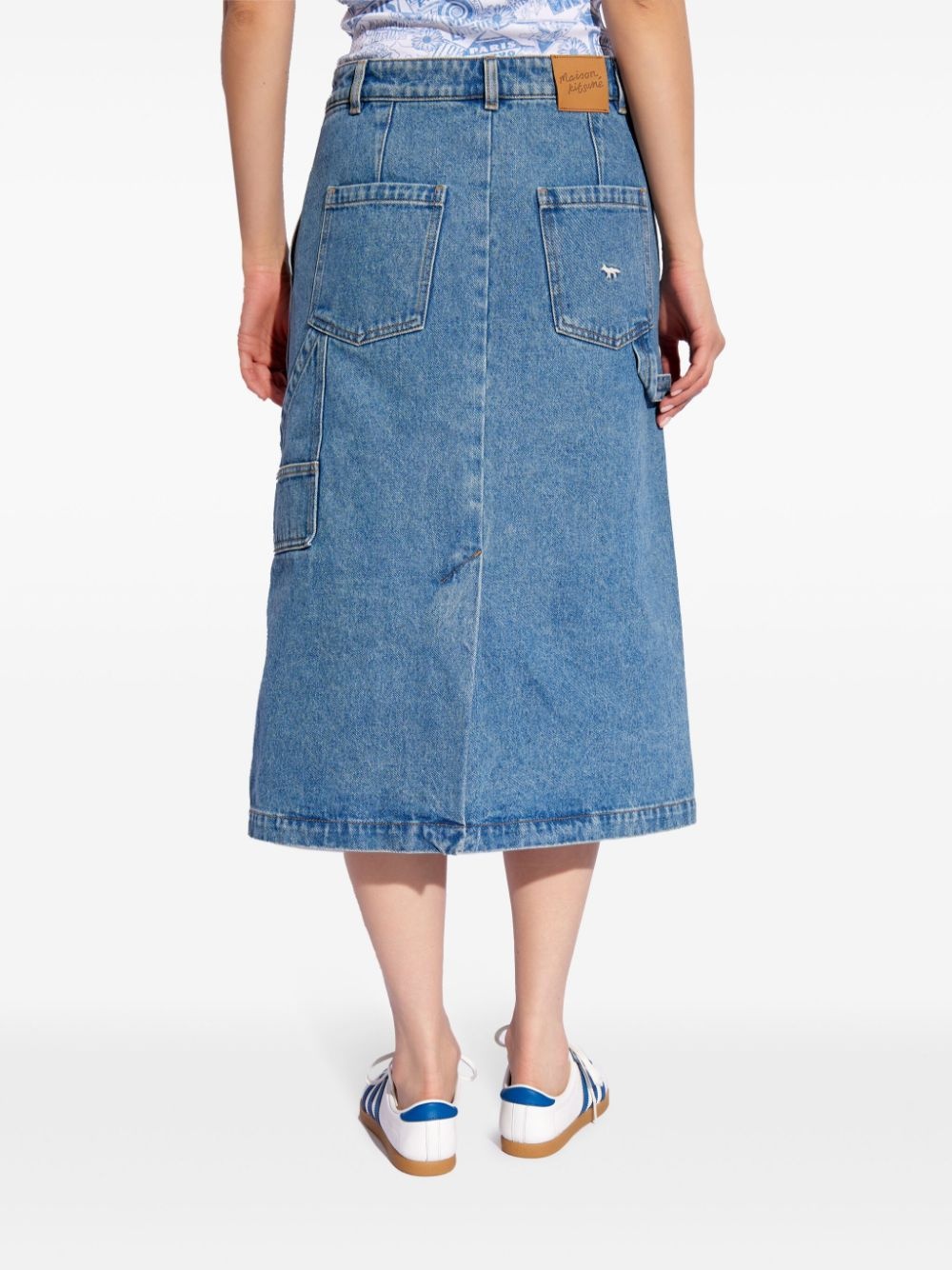 logo-embroidered denim midi skirt - 4