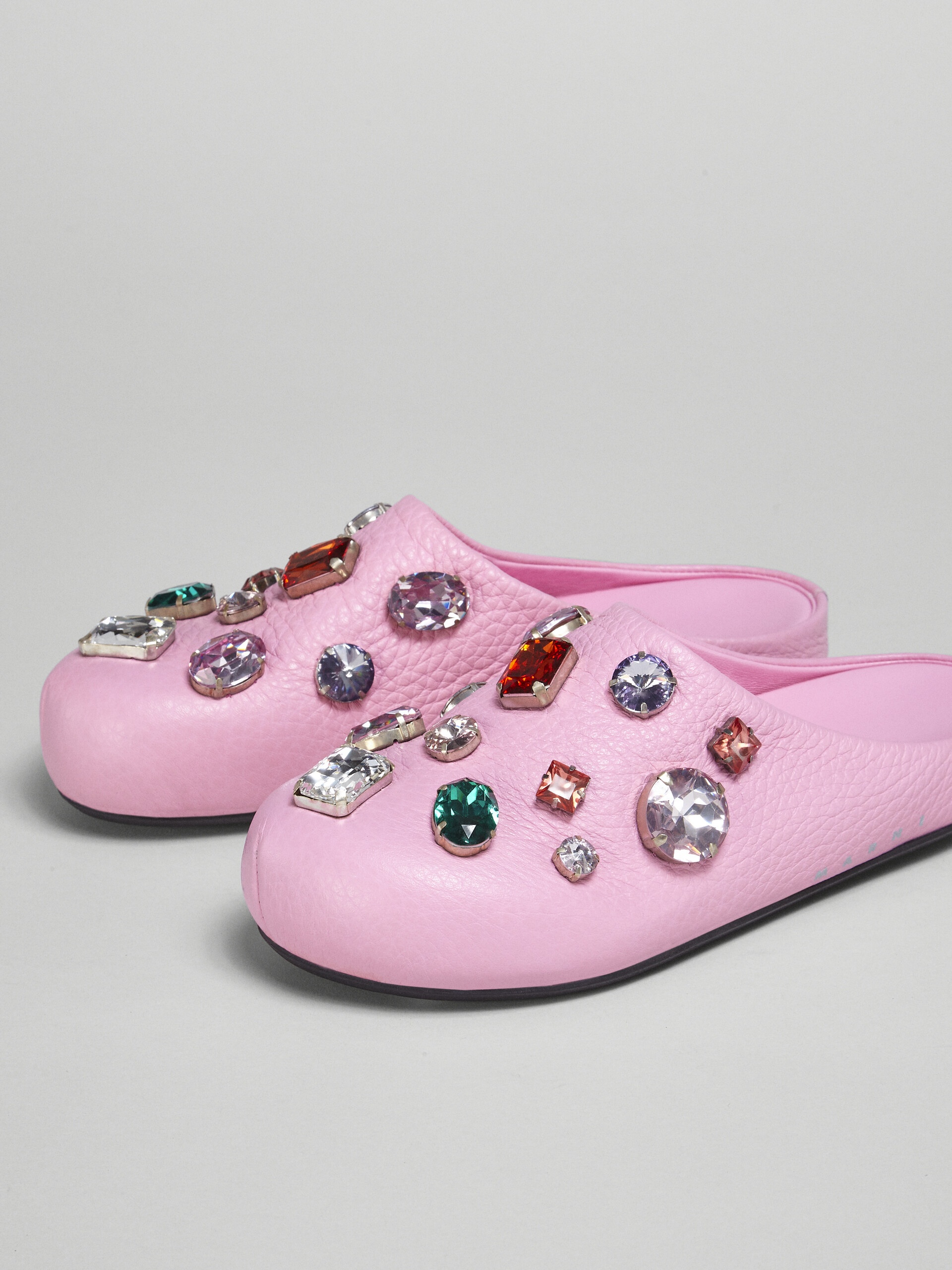 PINK LEATHER FUSSBETT SABOT WITH GLASS BEADS - 5