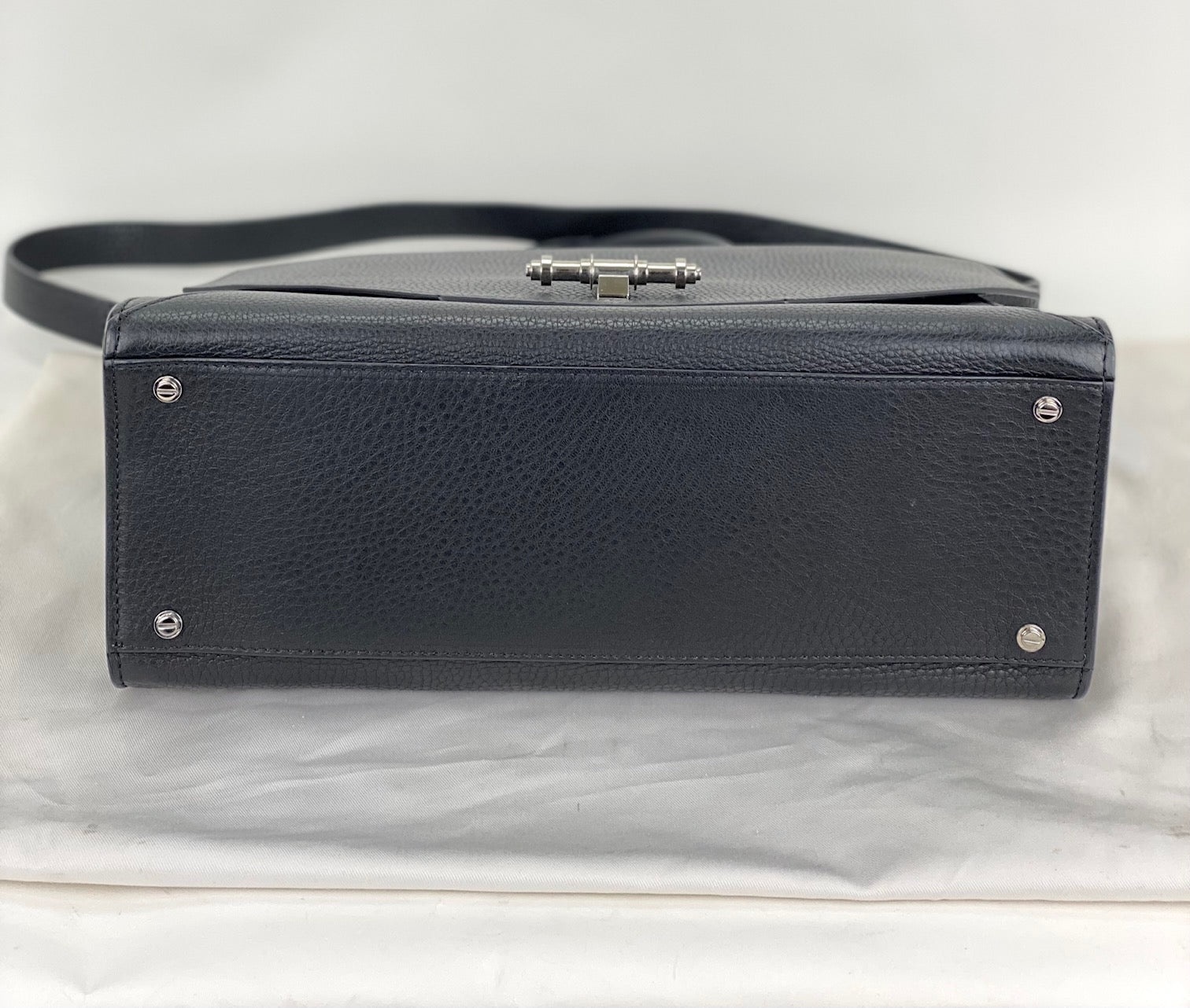 Givenchy Obsedia Medium Flap Black Pebbled Calfskin Satchel Hand Bag 2 ways Preowned - 6