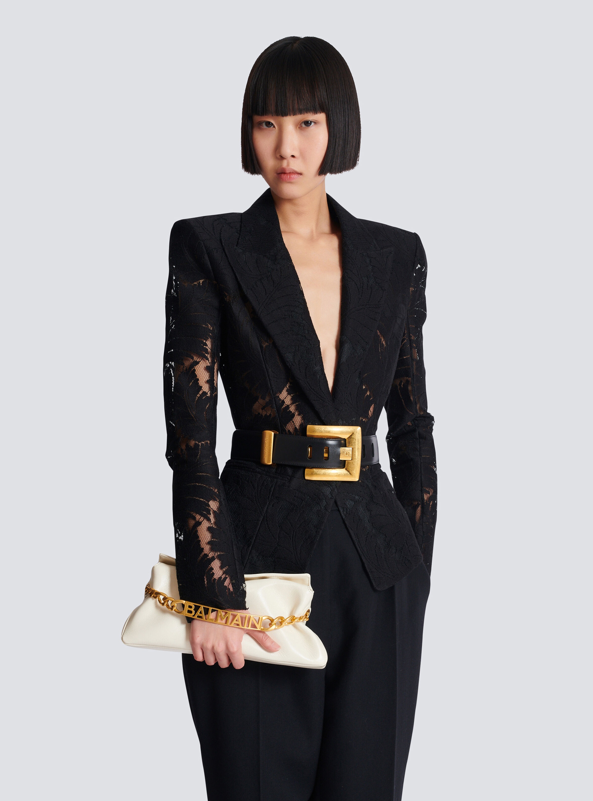 1945 Soft crinkled leather clutch - 8