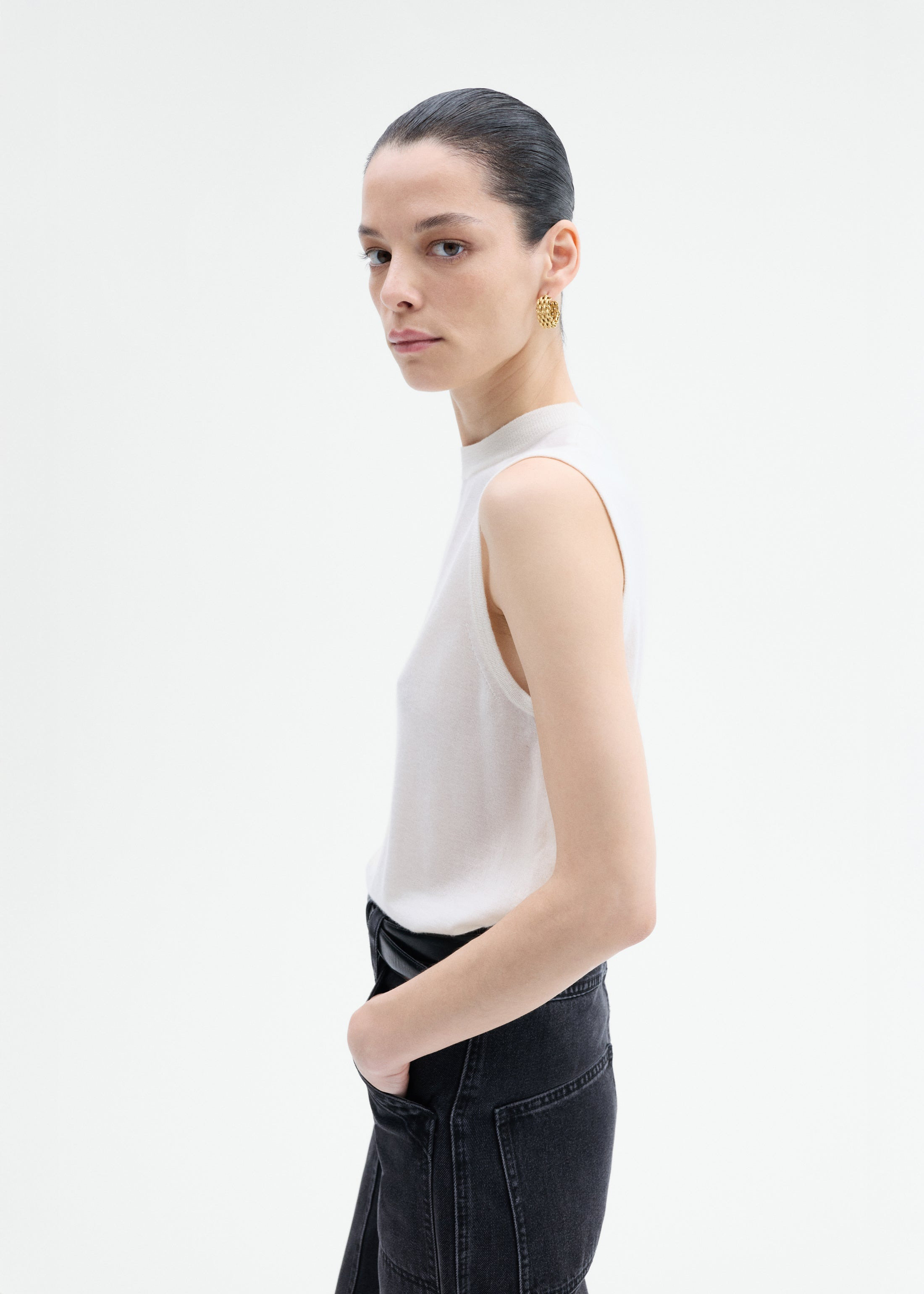 Shell Tank in Fine Cashmere - 3