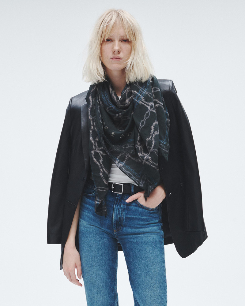 rag & bone Pea Chain Cashmere Scarf
Lightweight outlook