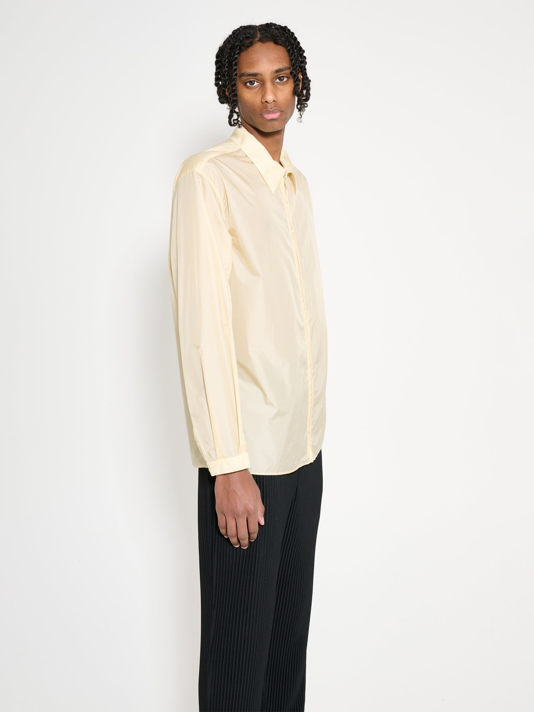 AURALEE AURALEE LIGHT NYLON ZIP SHIRT LIGHT YELLOW | tresbien 