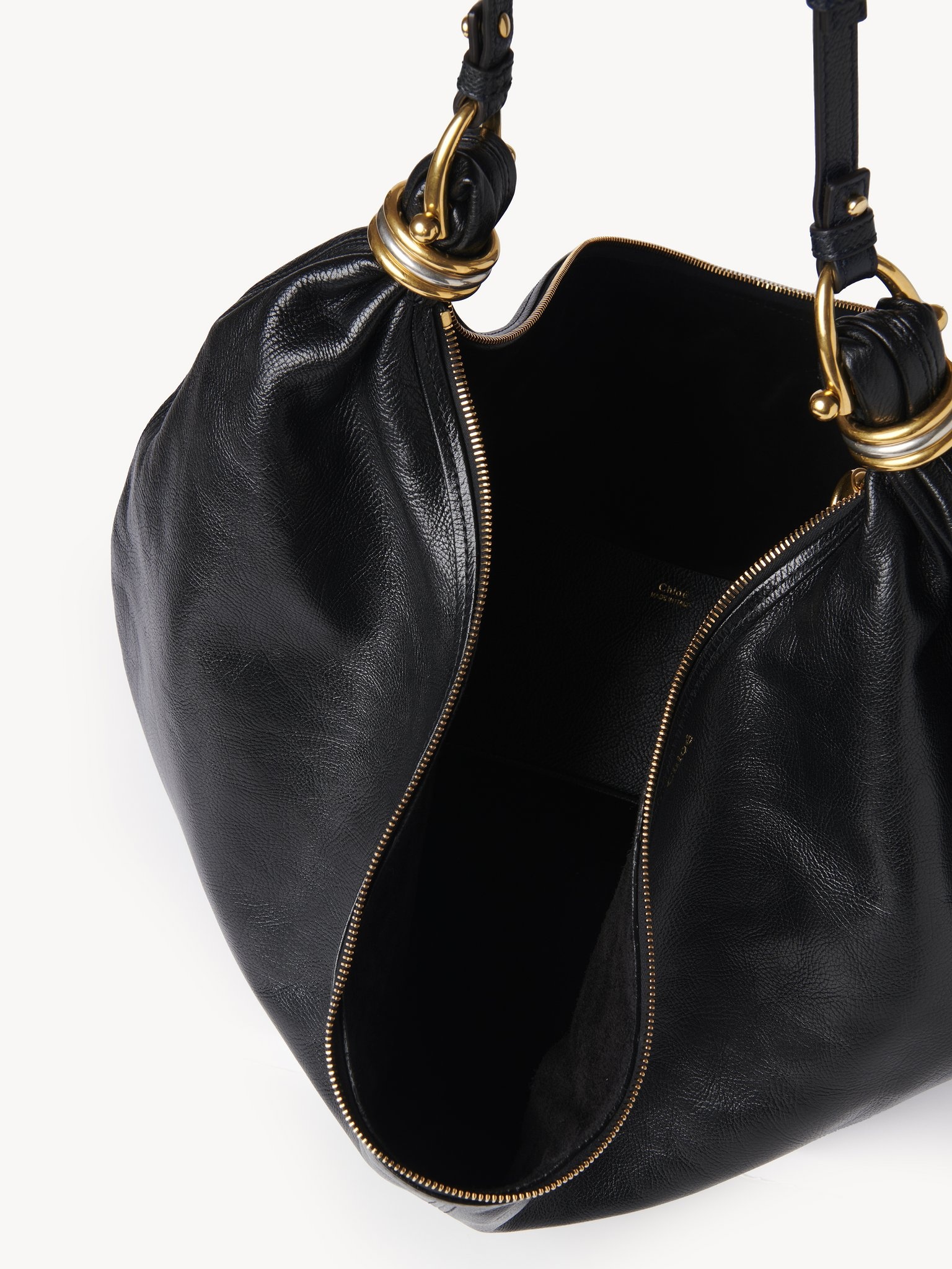 LARGE BRACELET HOBO BAG IN GRAINED LEATHER - 5