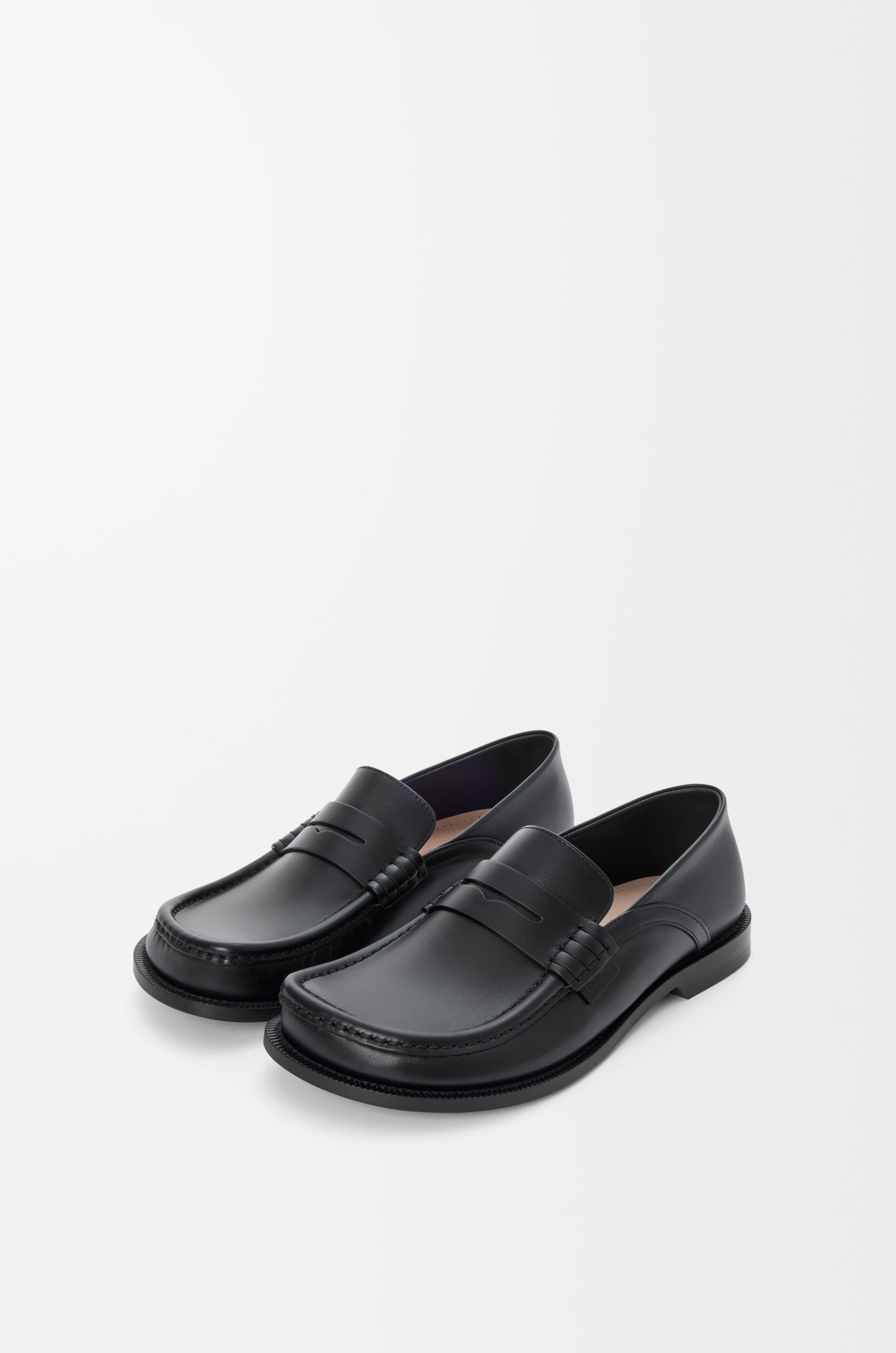 Campo flap back loafer in waxy calfskin - 2