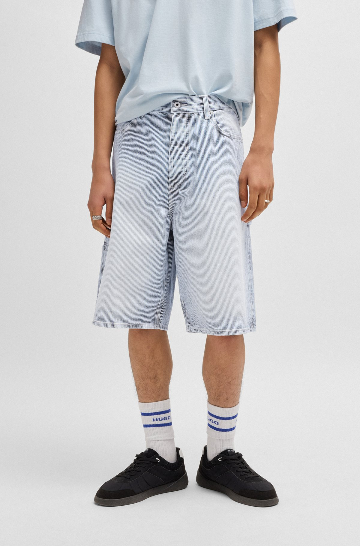WIDE-LEG SHORTS IN STRIPED BLUE DENIM - 2