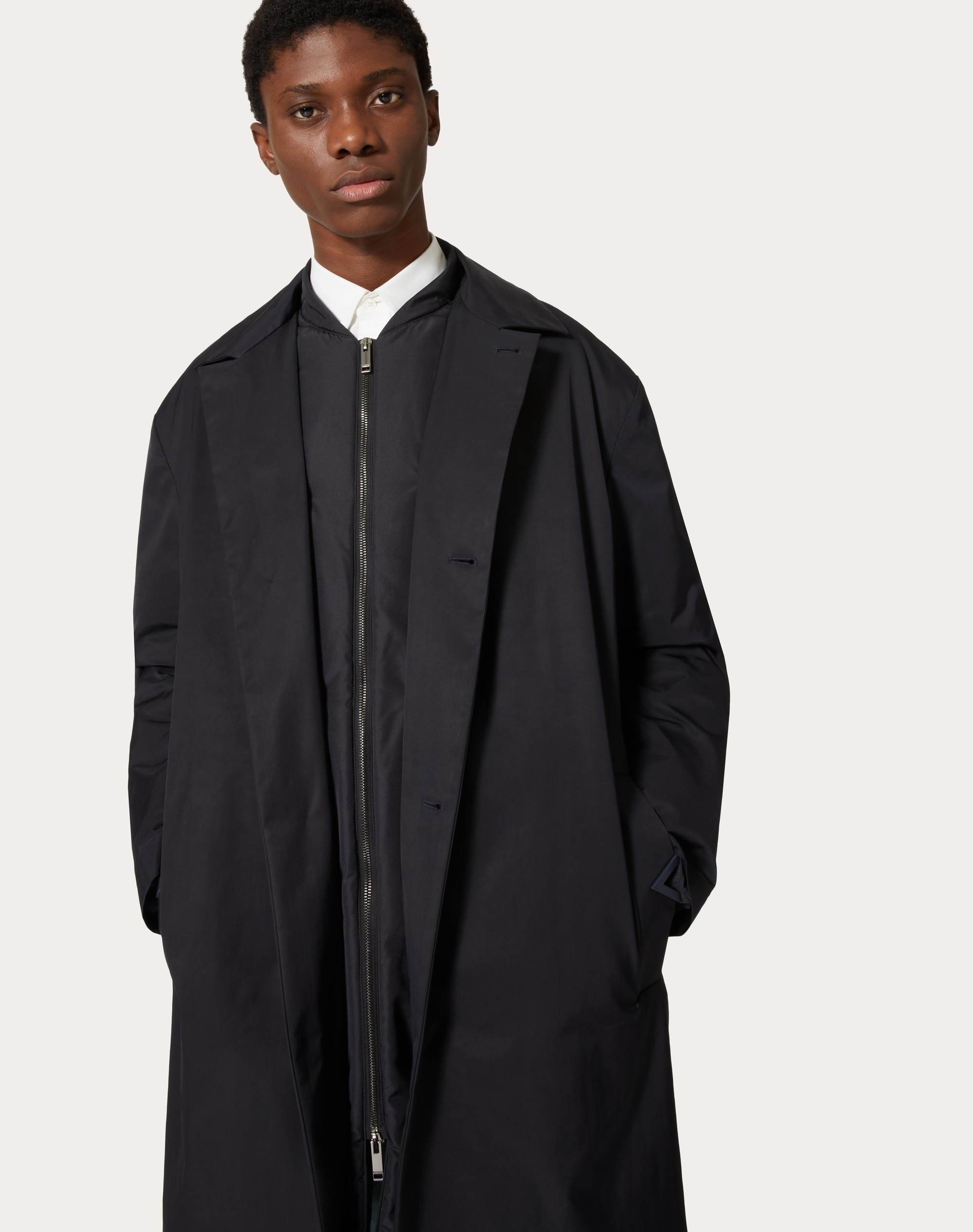 NYLON COAT WITH RUBBERIZED V DETAIL - 5