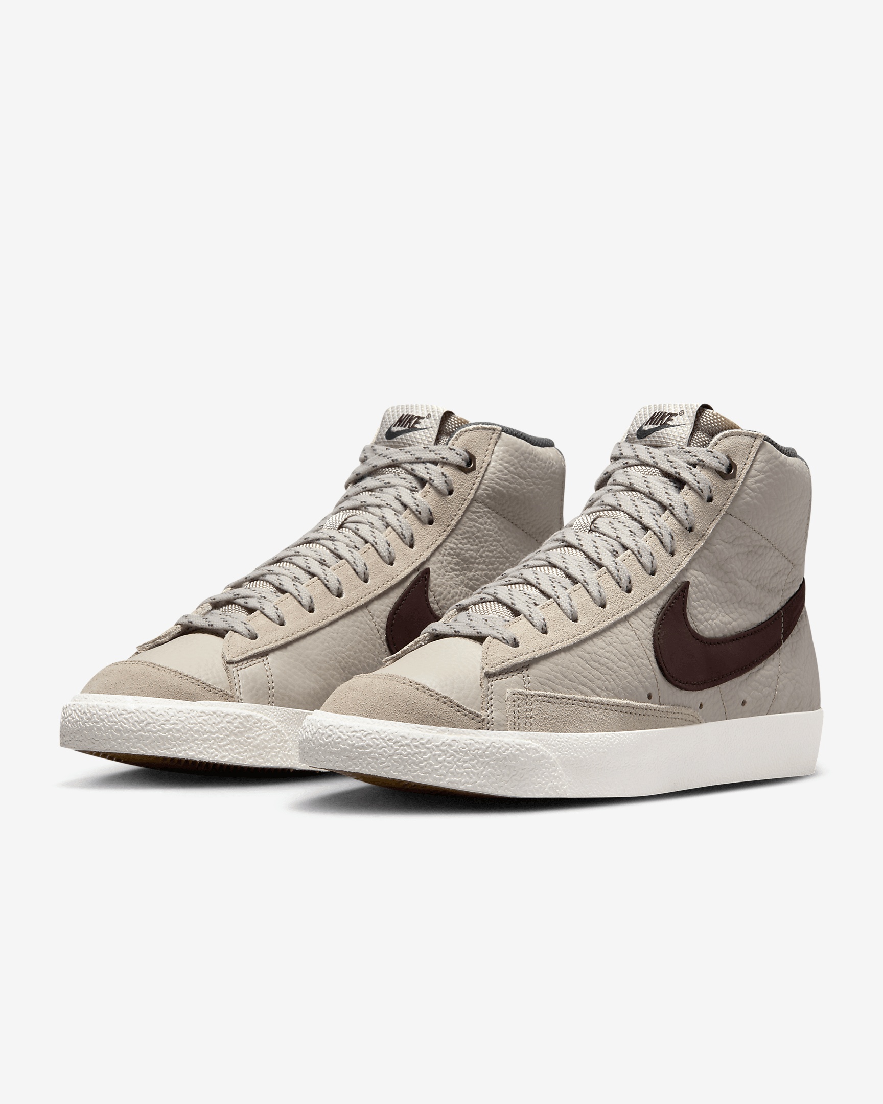 Nike Blazer Mid '77 Men's Shoes - 5