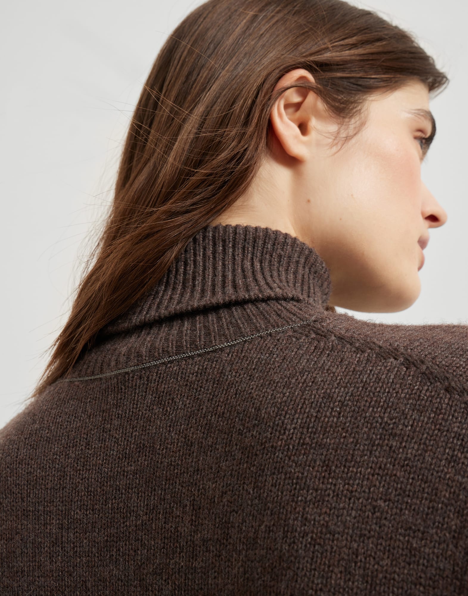 Cashmere turtleneck sweater with monili - 3