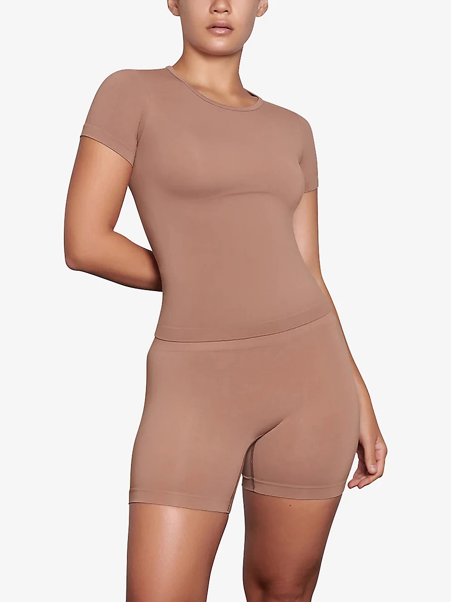 Smoothing slim-fit stretch-woven T-shirt - 2