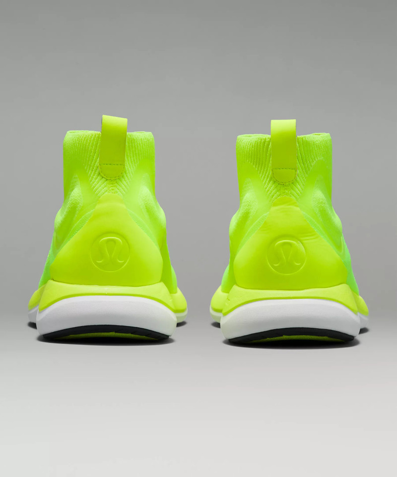 Women's Chargefeel Mid Workout Shoe 6