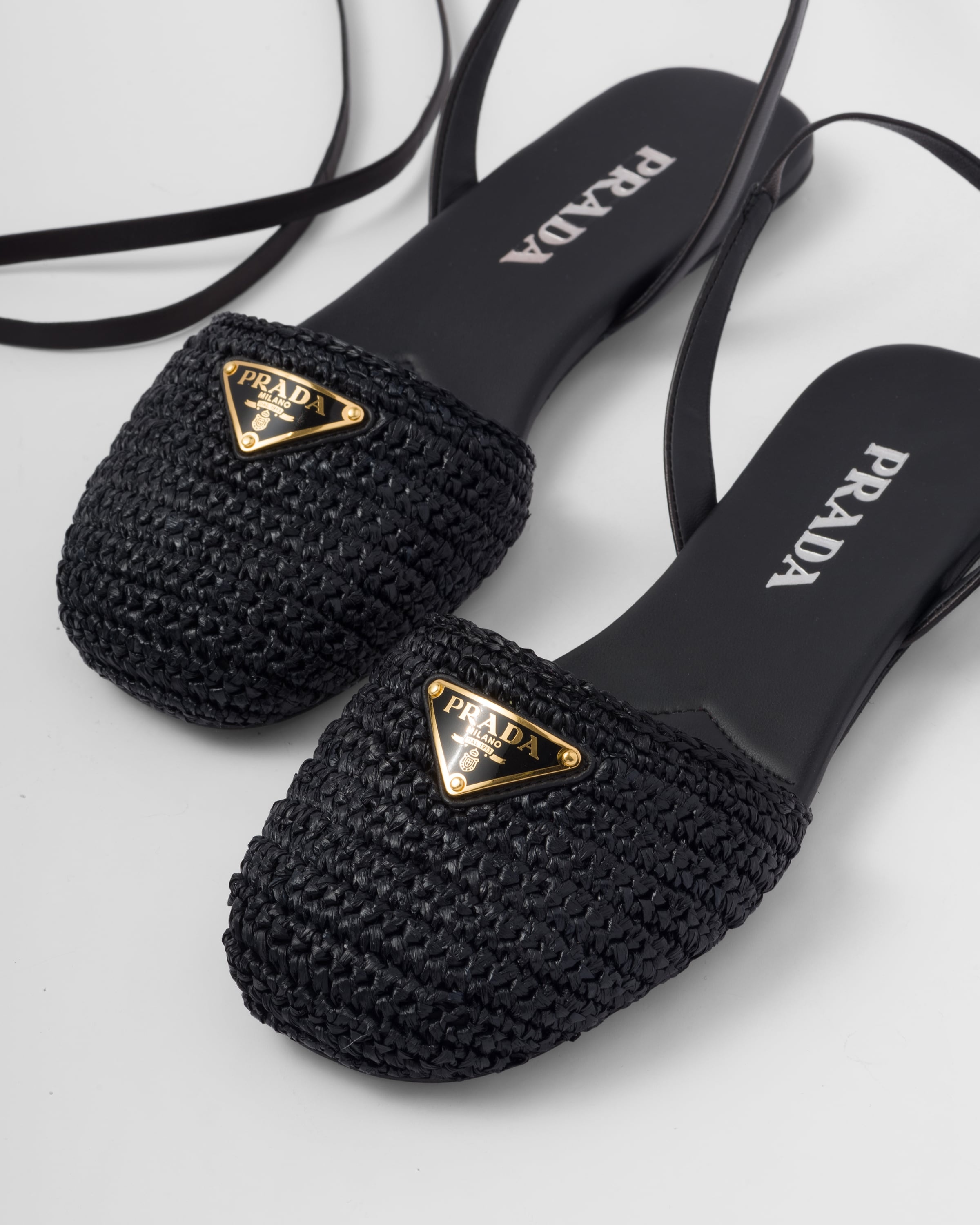 Crochet flat sandals - 6