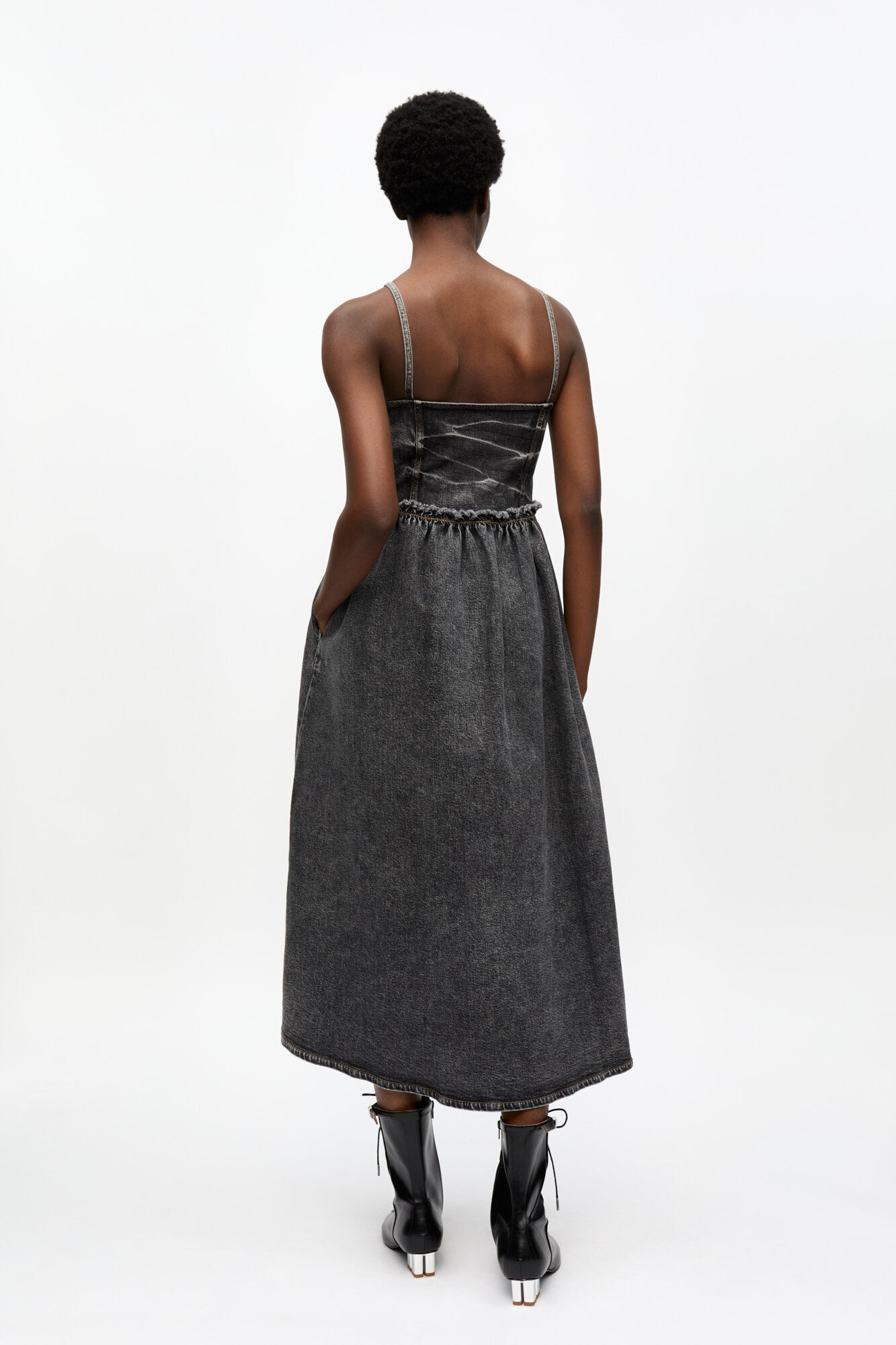 BLACK WASHED STRETCH FUTURE DENIM DRESS - 3