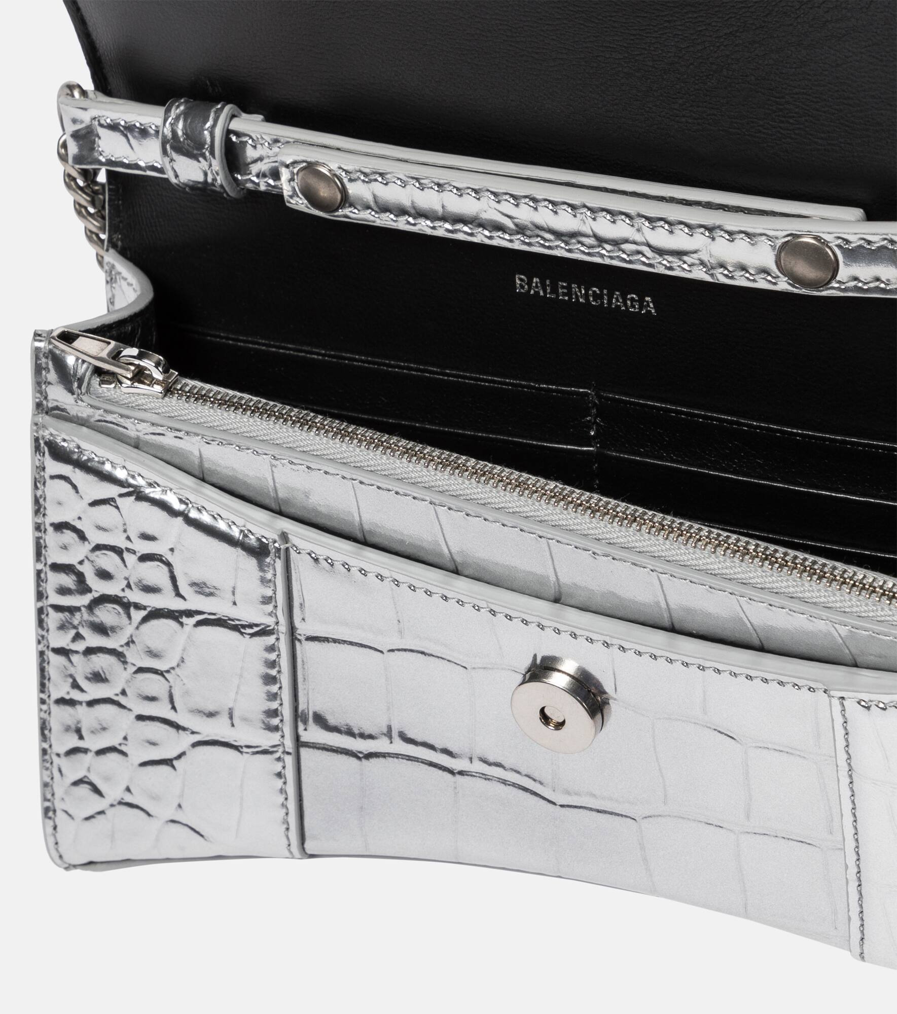 Hourglass croc-effect leather wallet on chain - 3