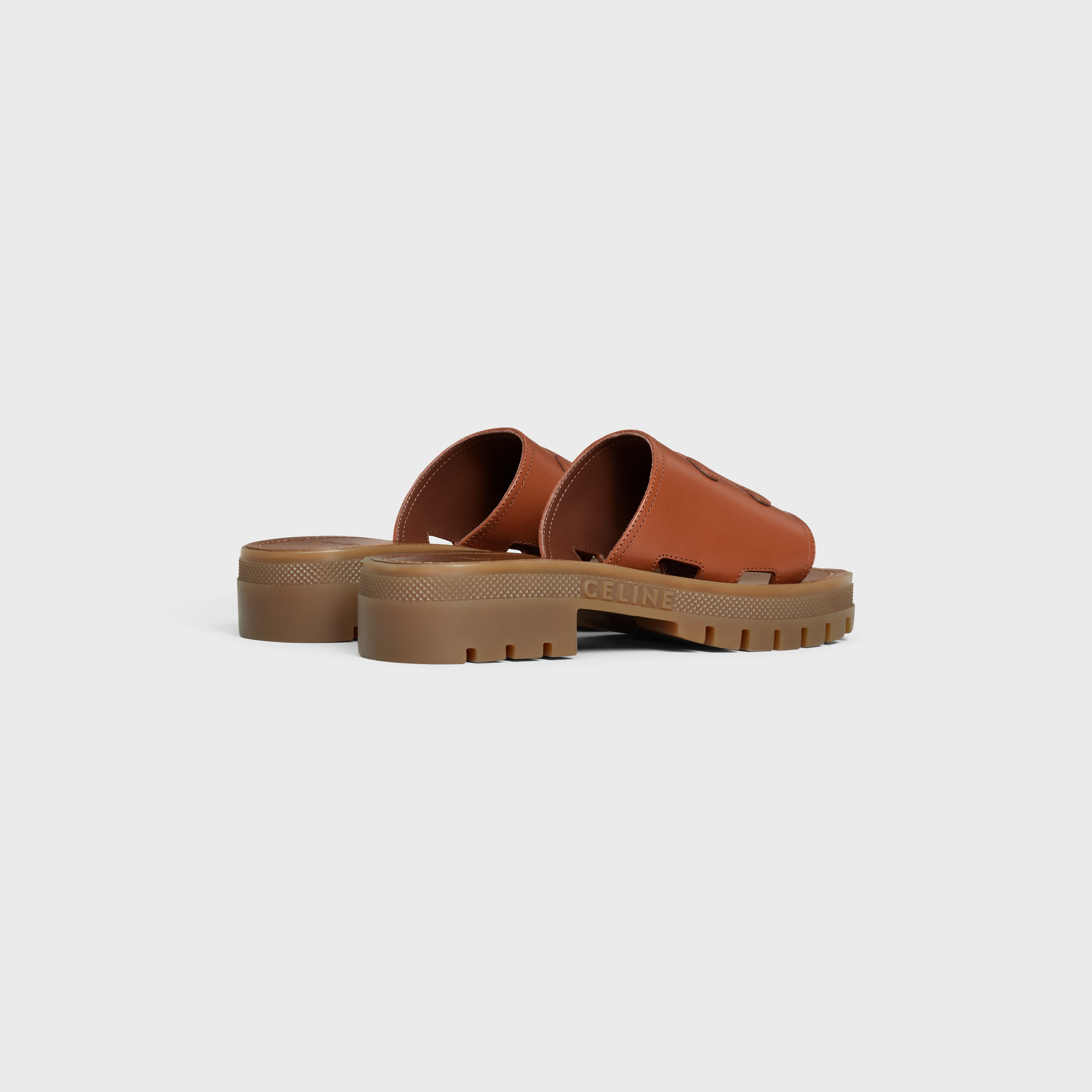 【CELINE】直営/正規店 TIPPI TRIOMPHE VEGETAL TANNING 2色 CELINE - TIPPI TRIOMPHE SANDAL IN CALFSKIN - TAN | CELINE