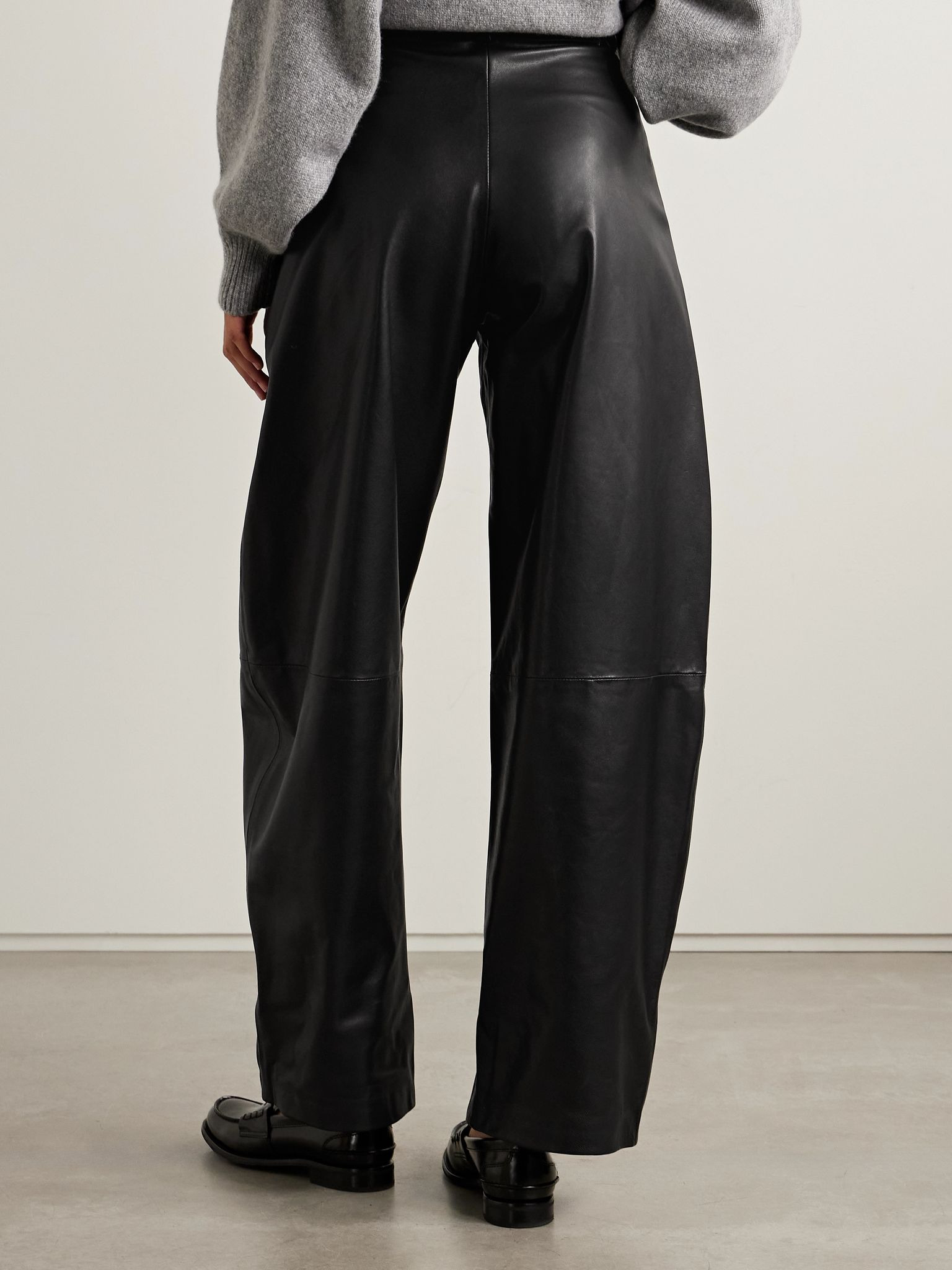 Leather barrel-leg pants Black - 4