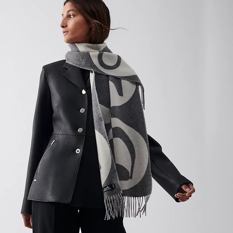 Casaque Charms muffler 1