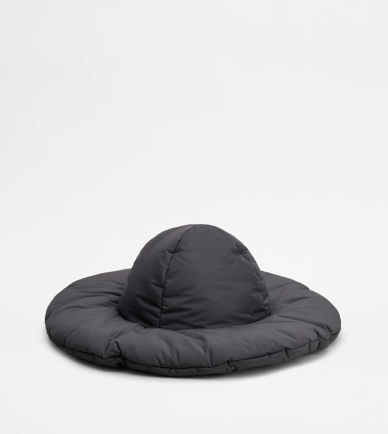 HAT WITH PADDING - BLACK 1
