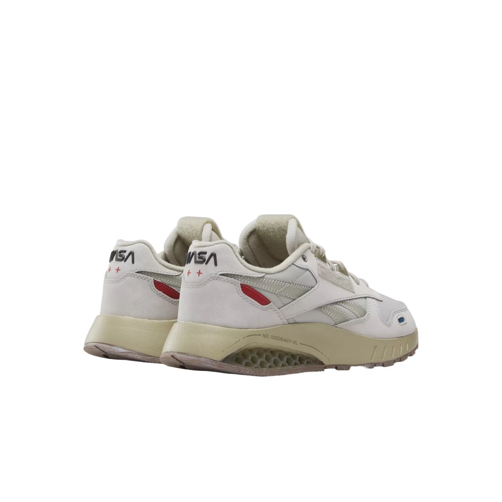 Reebok x NASA Classic Leather Hexalite 'Grey Red' 100207043 - 3