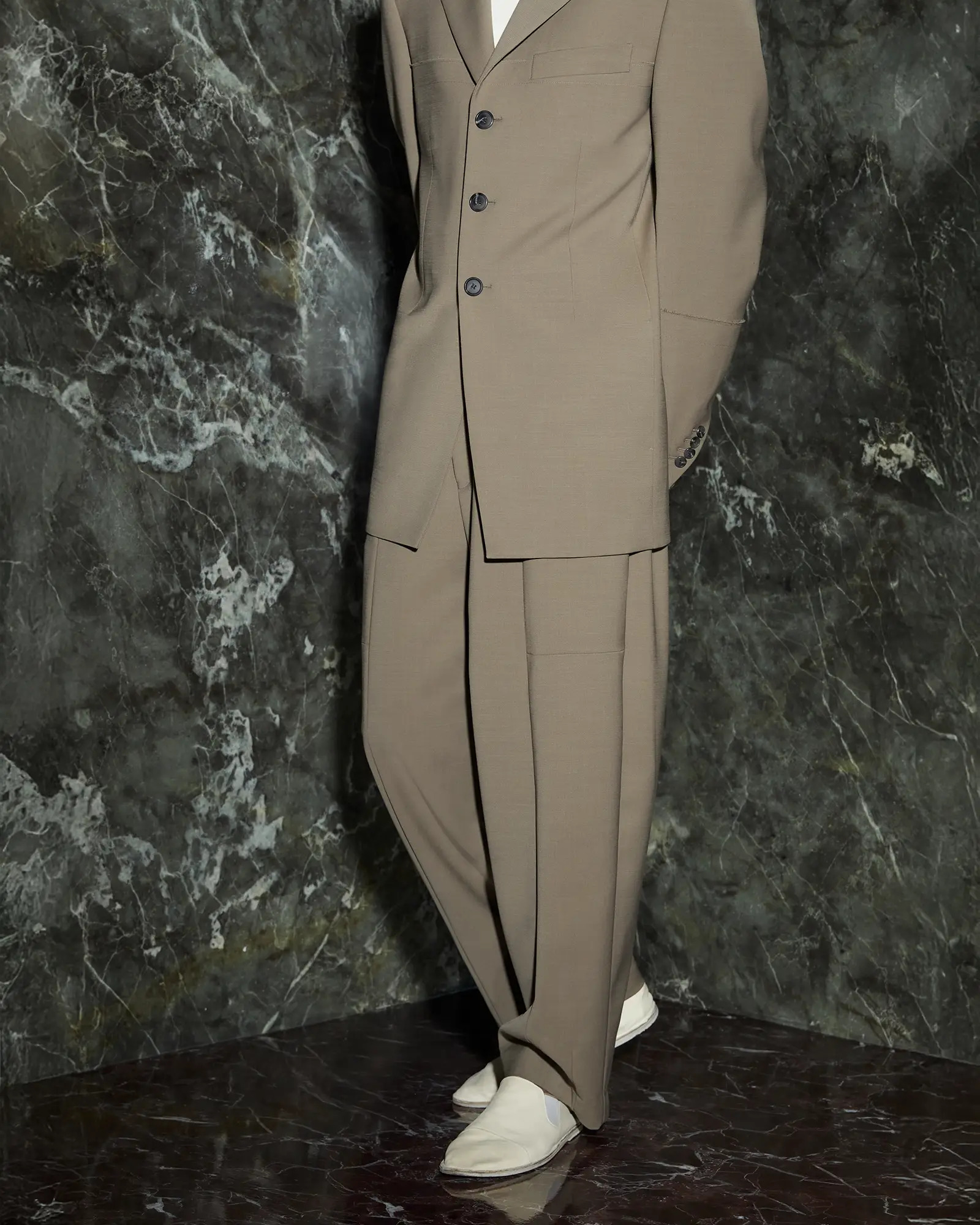 SINGLE BREASTED JACKET CAMEL - 6