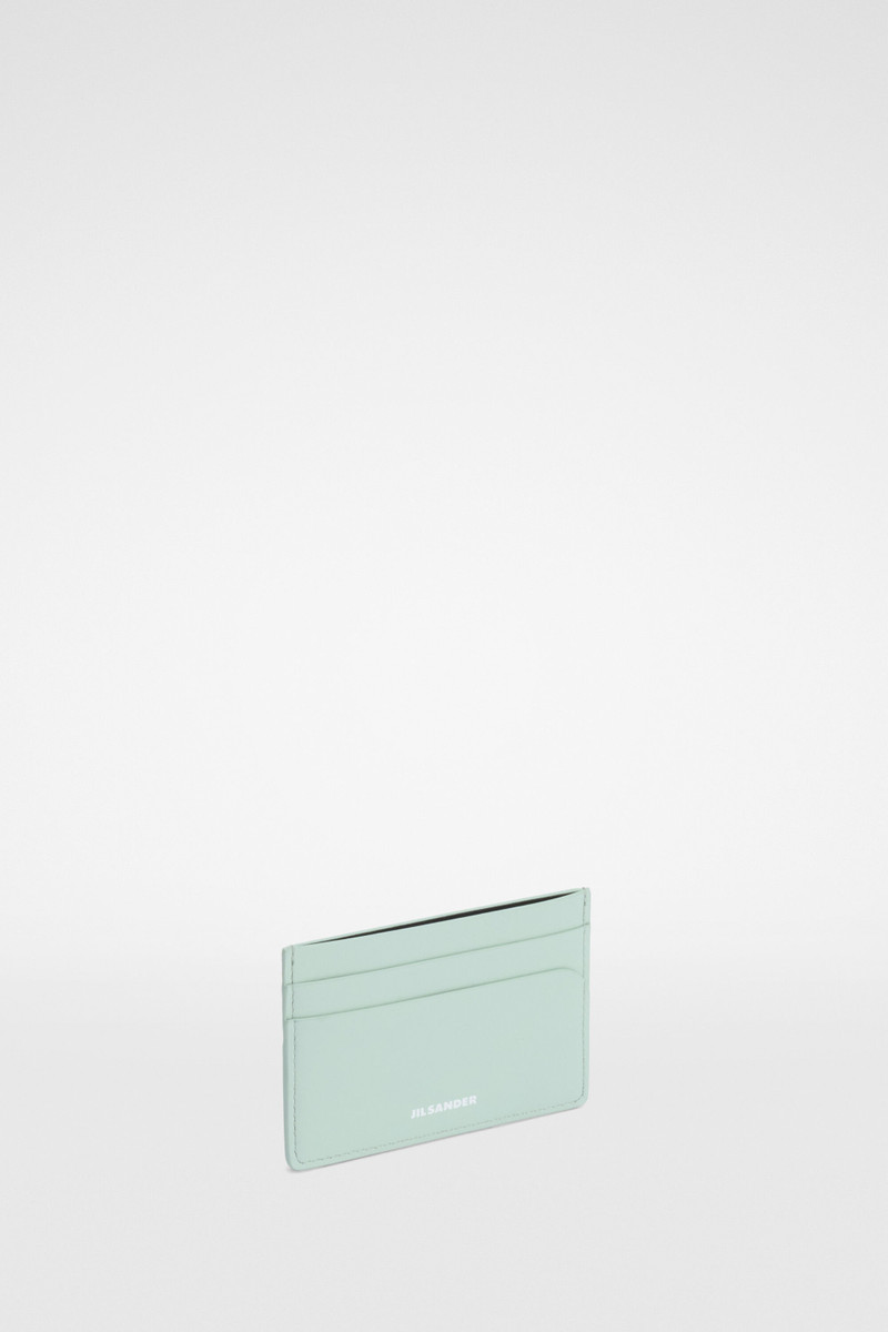 Card Holder 2