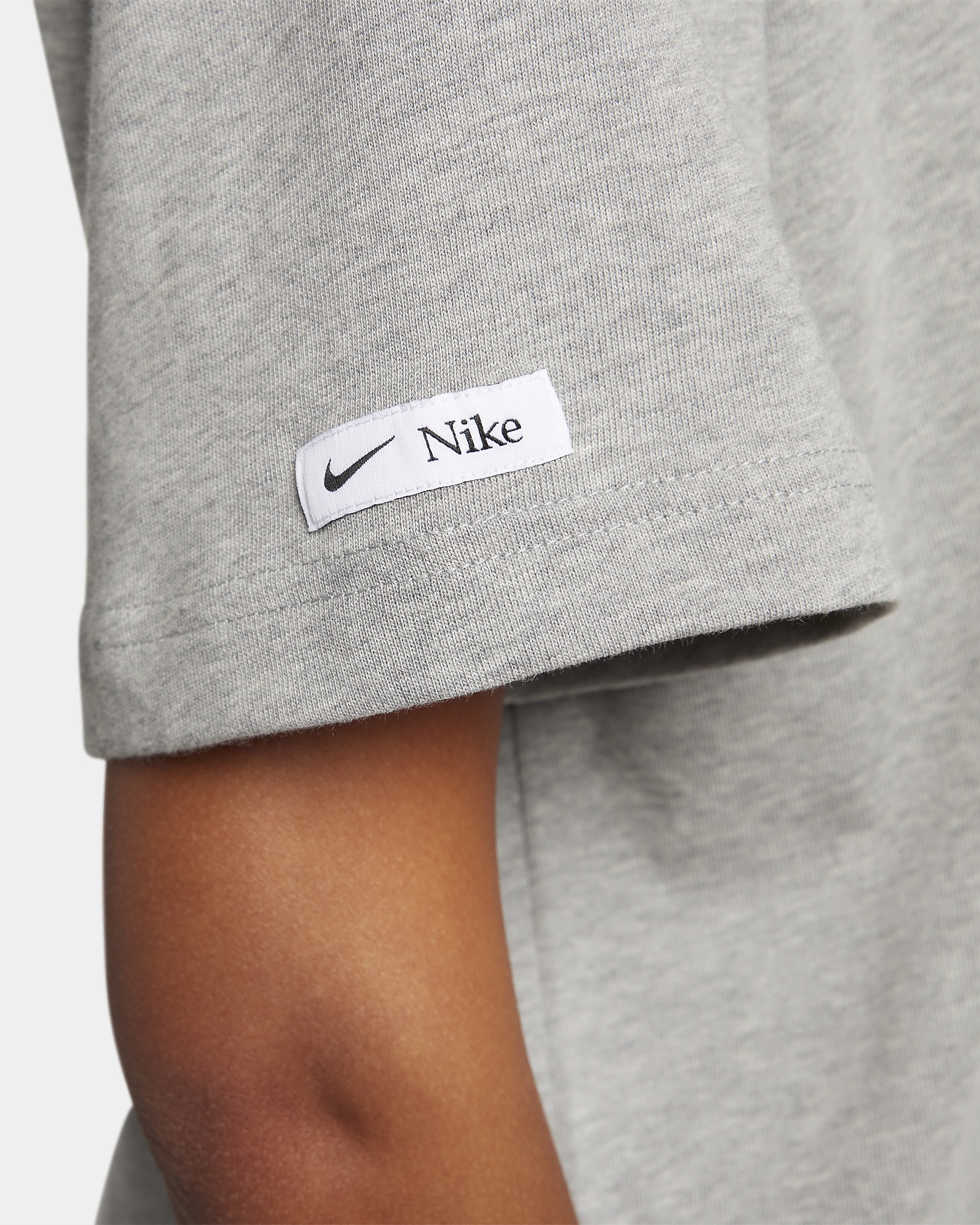 Nike Sportswear Classic Women's T-Shirt - 4