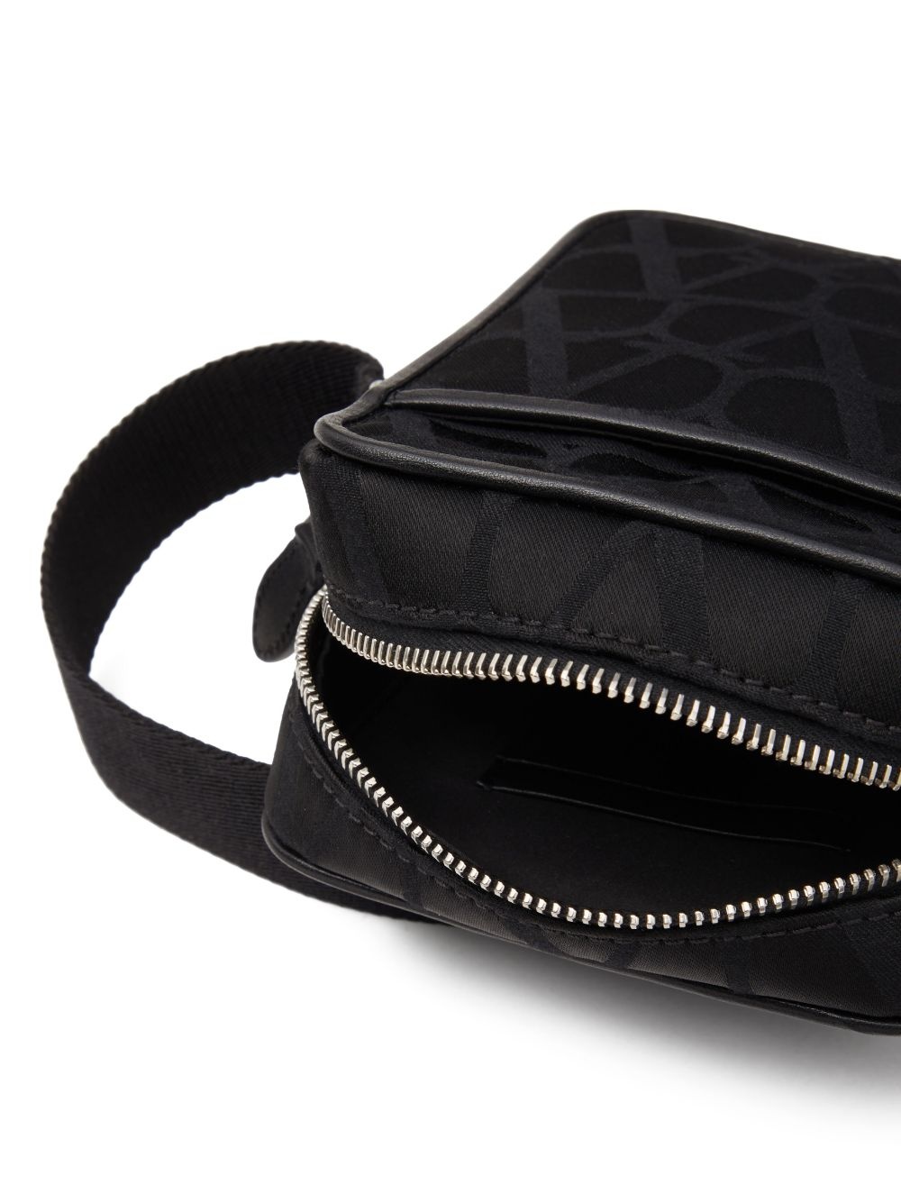 VLogo pattern shoulder bag - 7