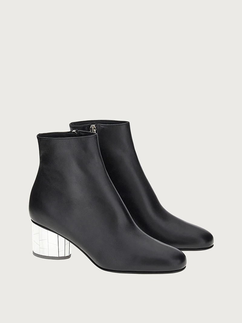 MIRRORED HEEL ANKLE BOOT 4