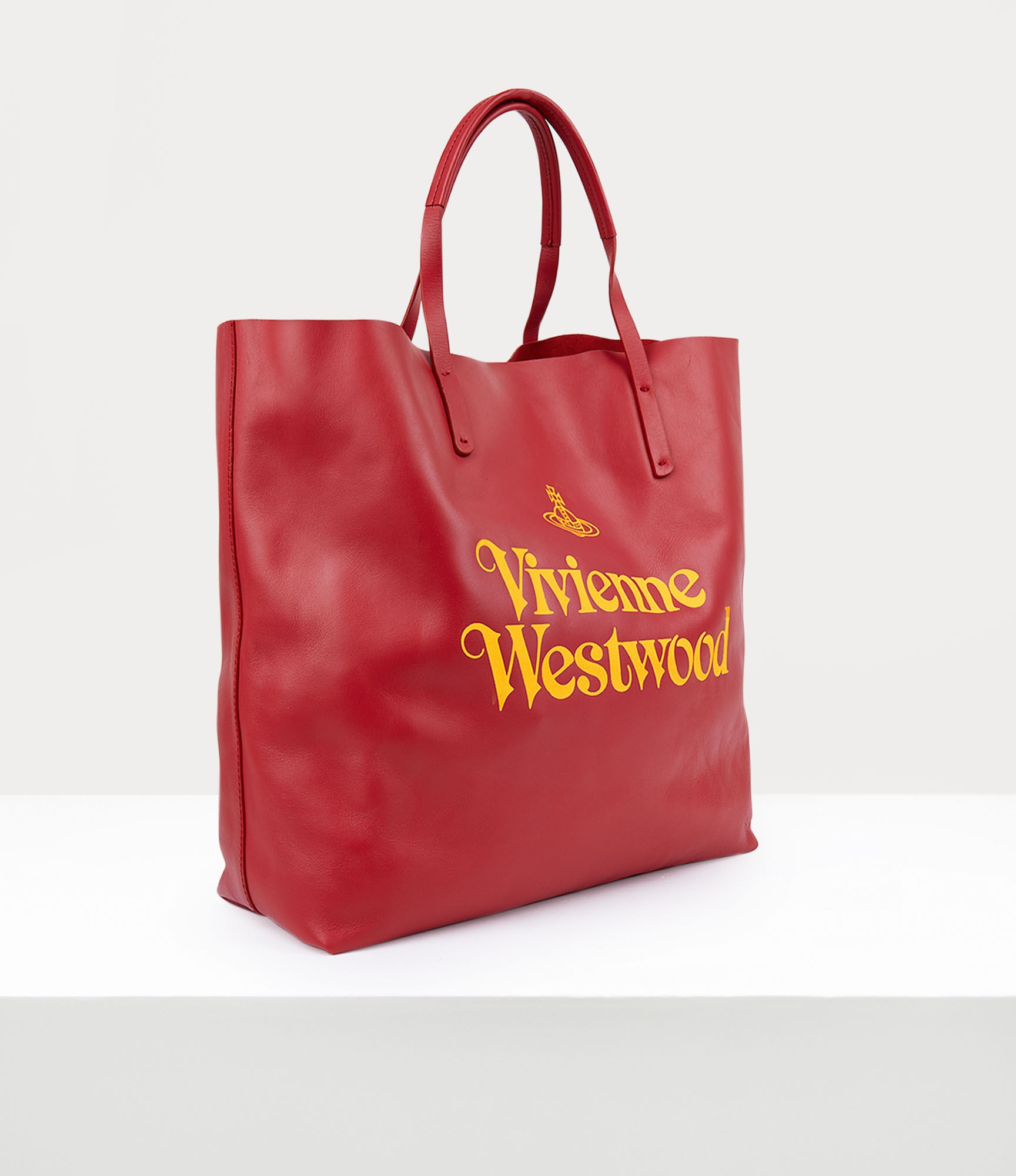 STUDIO SHOPPER - 4