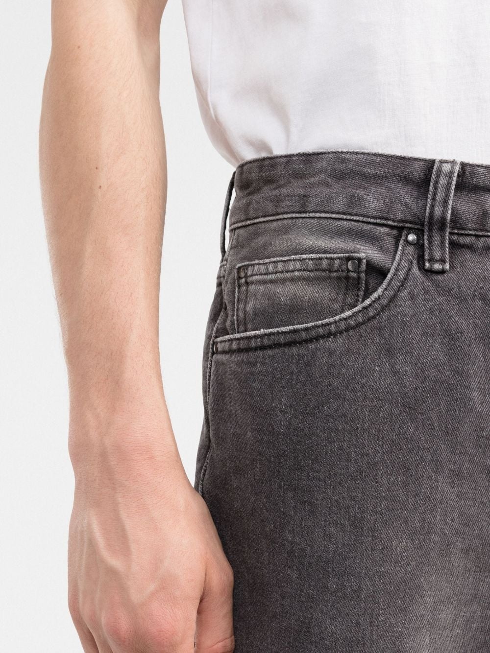 logo-print straight-leg jeans - 5