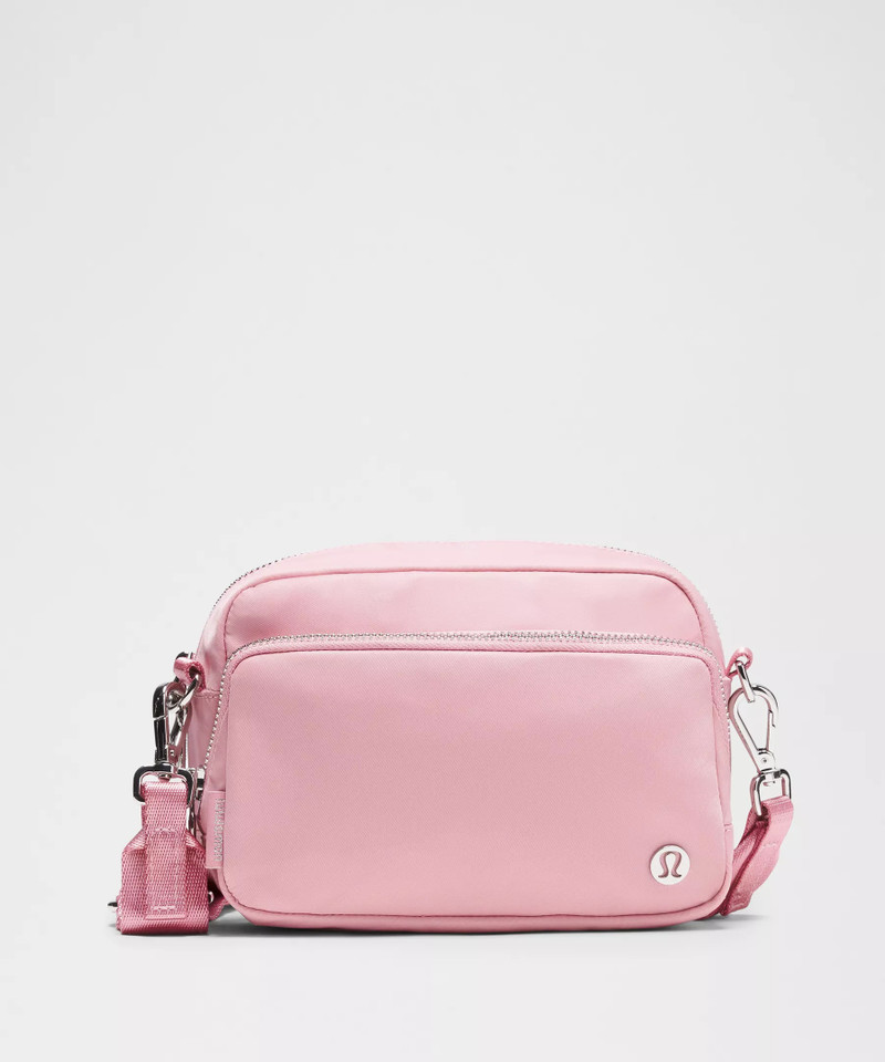 Everywhere Crossbody Bag 2L *Metal Hardware 1