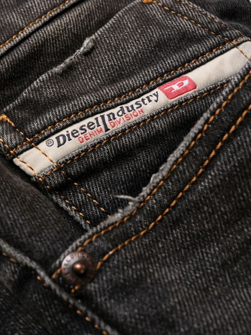2005 D-Fining Tapered jeans - 7