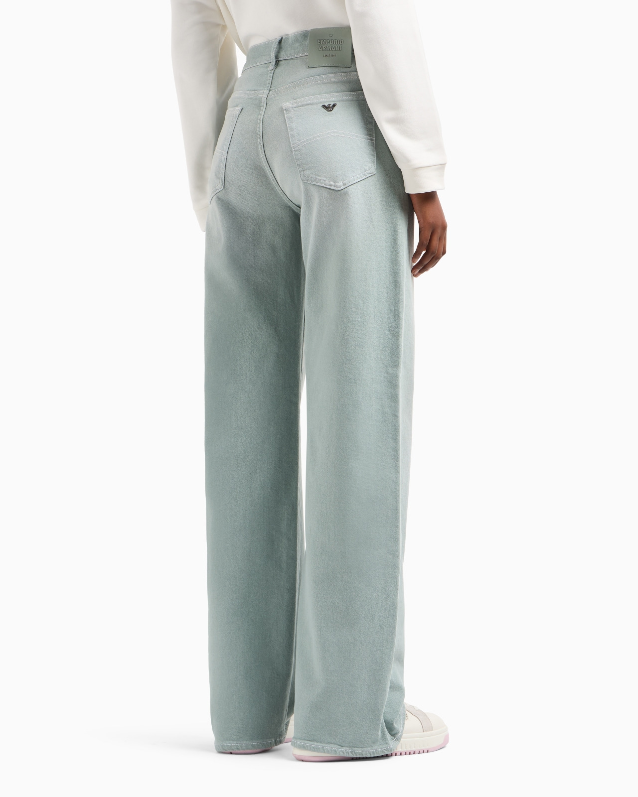J7E mid-rise straight-leg jeans in piece-dyed cotton drill - 3
