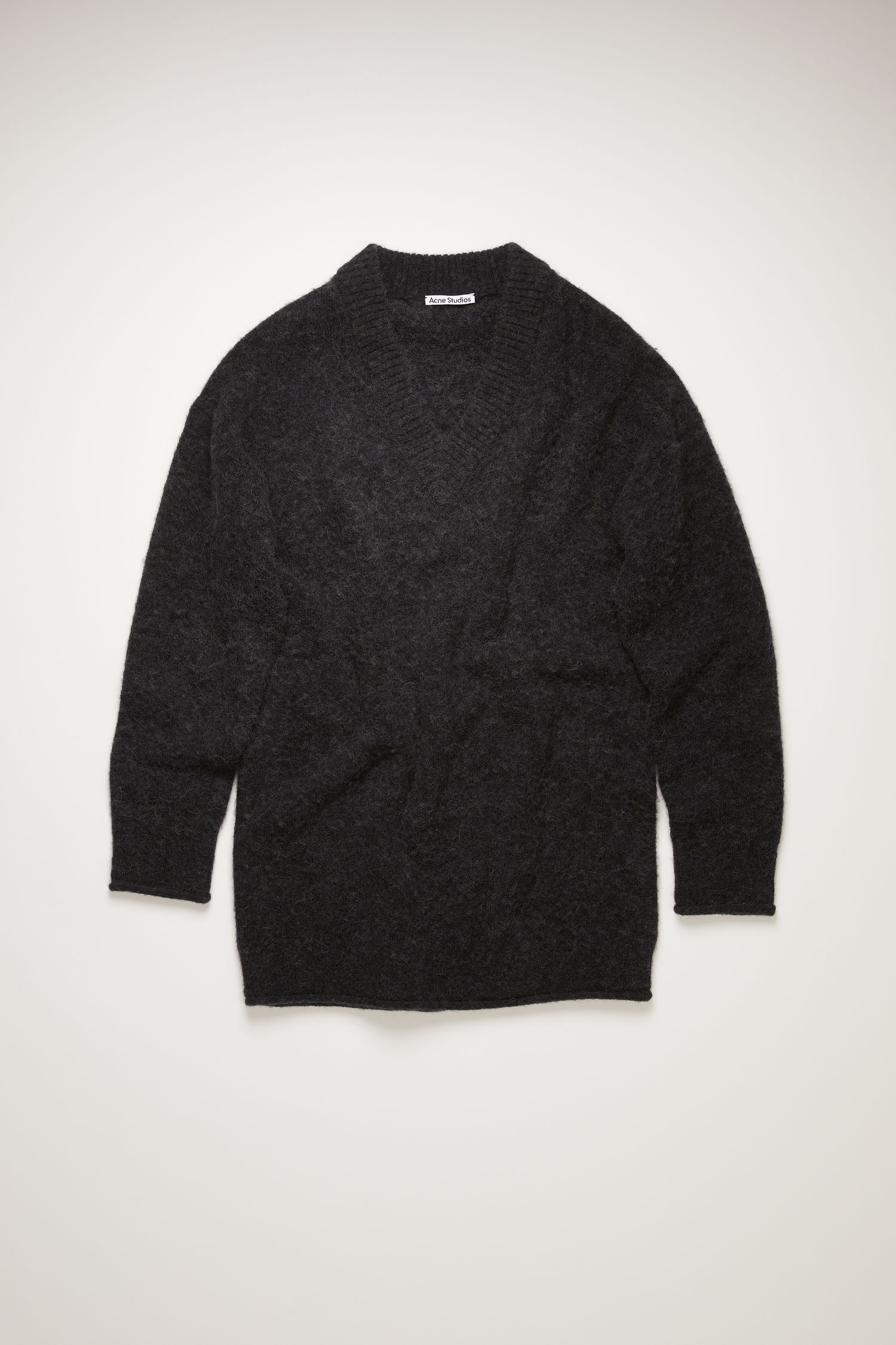 Oversized v-neck sweater washed black - 5