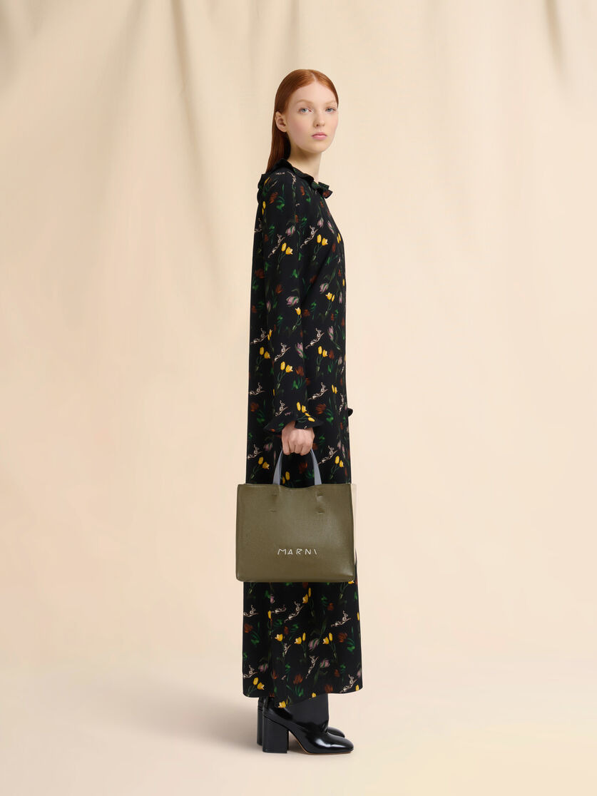 DEEP GREEN CREAM AND BLUE LEATHER MUSEO SOFT TOTE BAG WITH MARNI MENDING - 2
