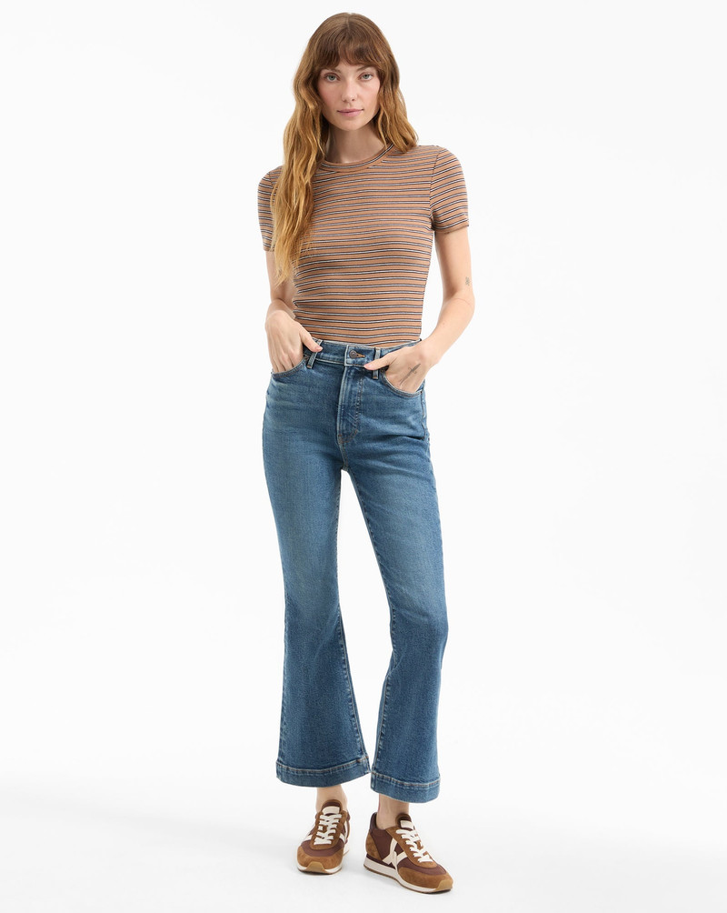 VERONICA BEARD CARSON KICK-FLARE JEAN outlook