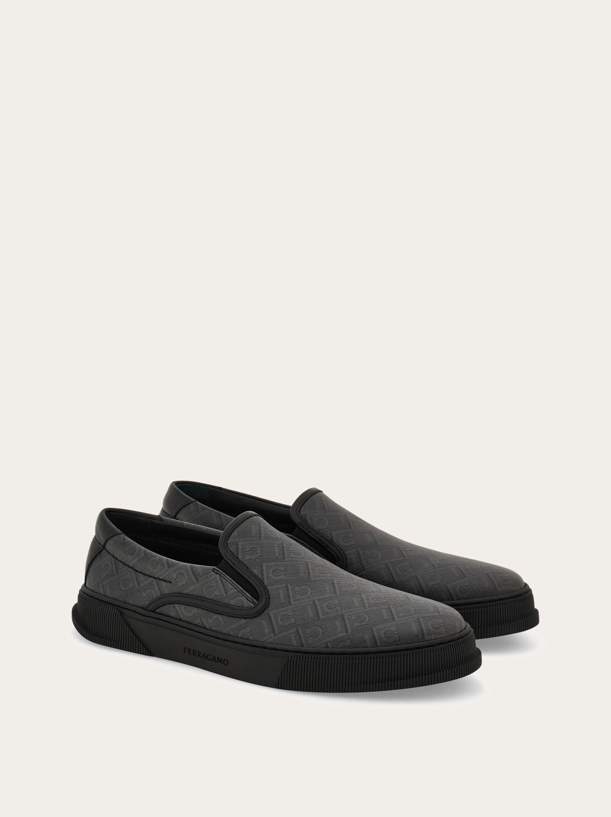 Slip on sneaker - 5
