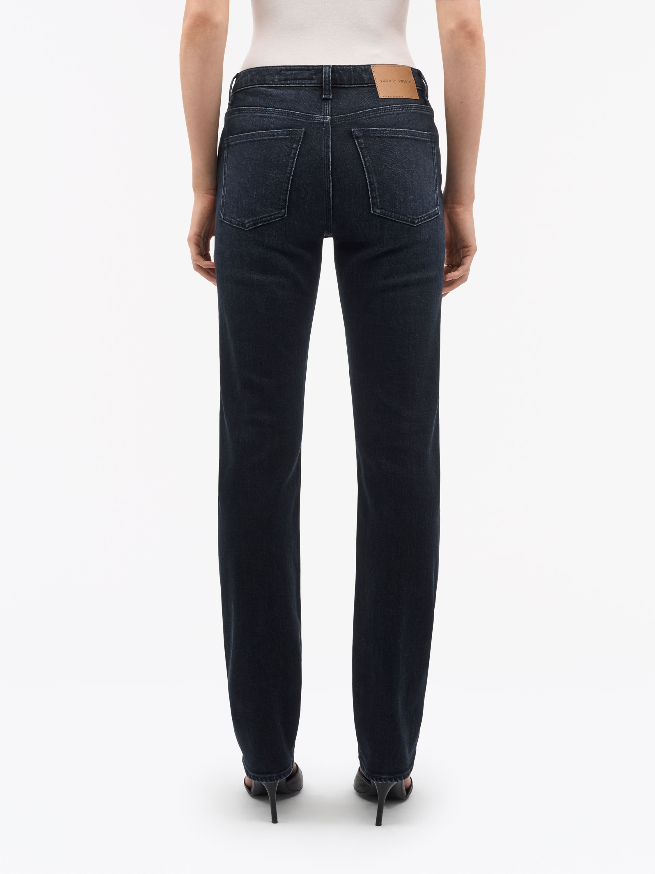 Maggie Mid-RiseJeans - 5