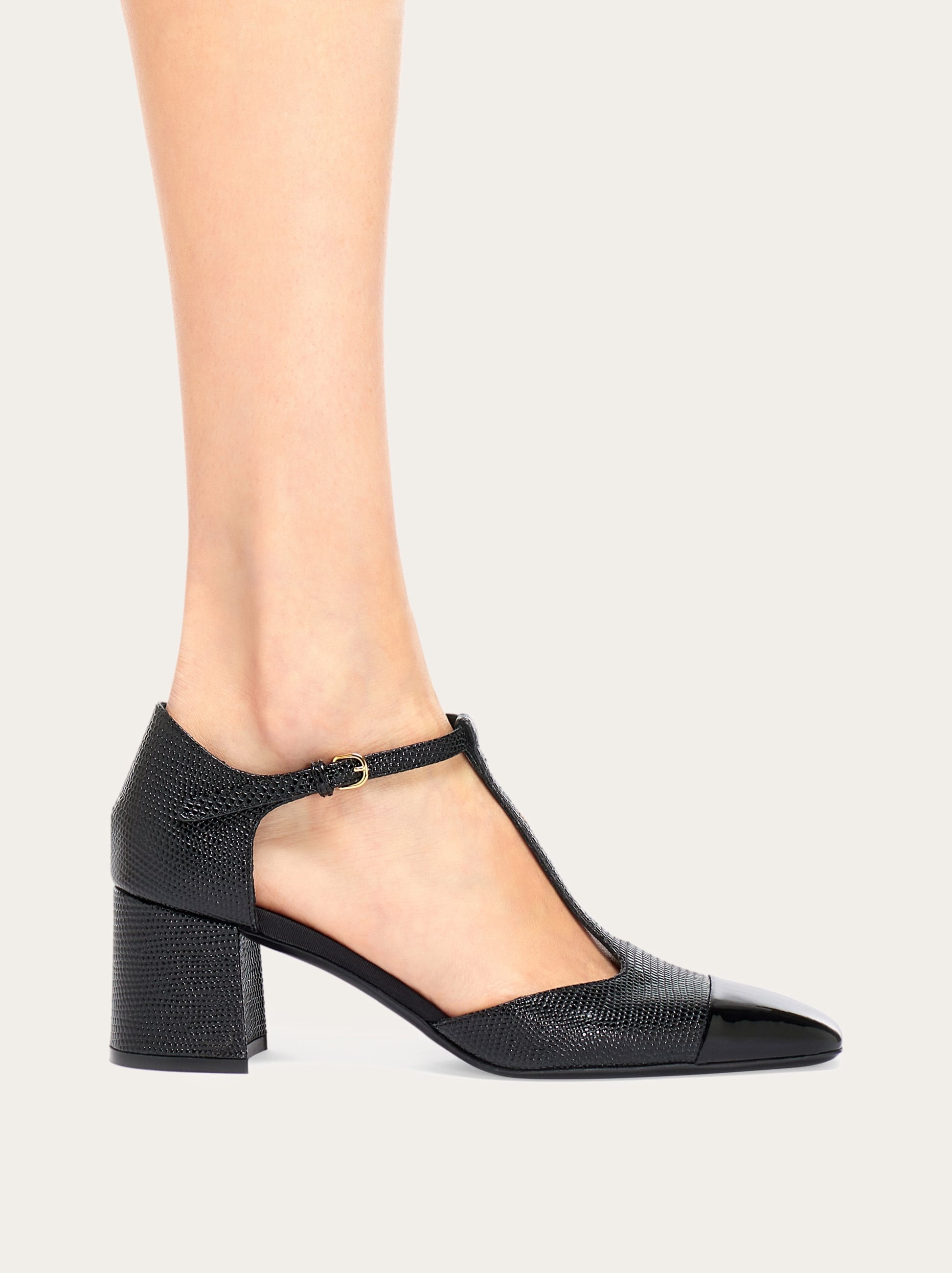 未使用　OHGA STRAP PUMPS ドット 22.5 FERRAGAMO Chunky heel T-strap pump | REVERSIBLE