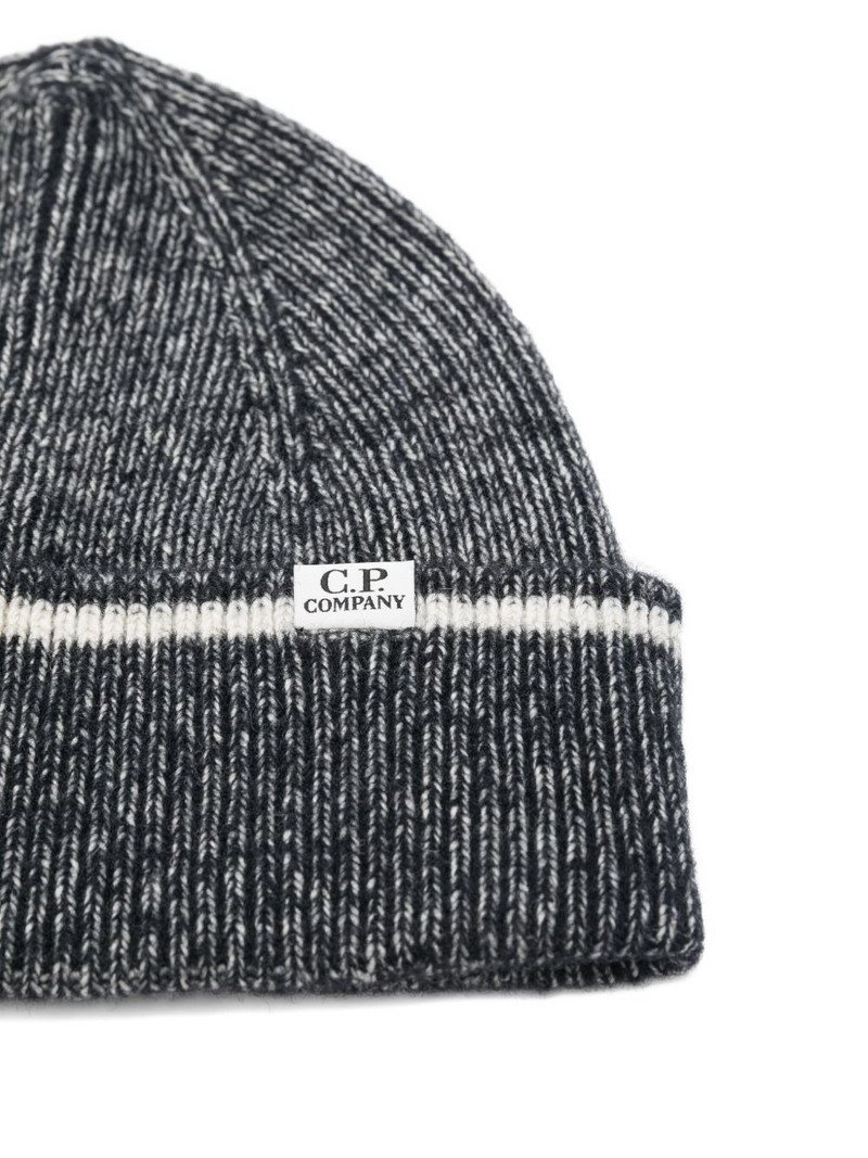 C.P. Company logo-detail beanie outlook