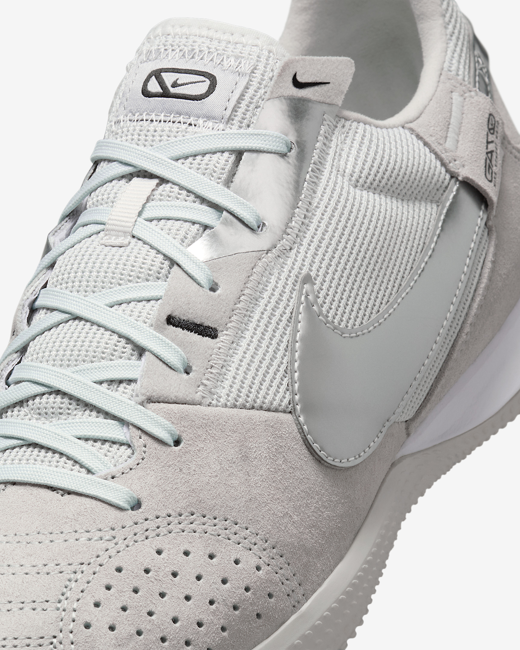 Nike Streetgato Low-Top Soccer Shoes - 7