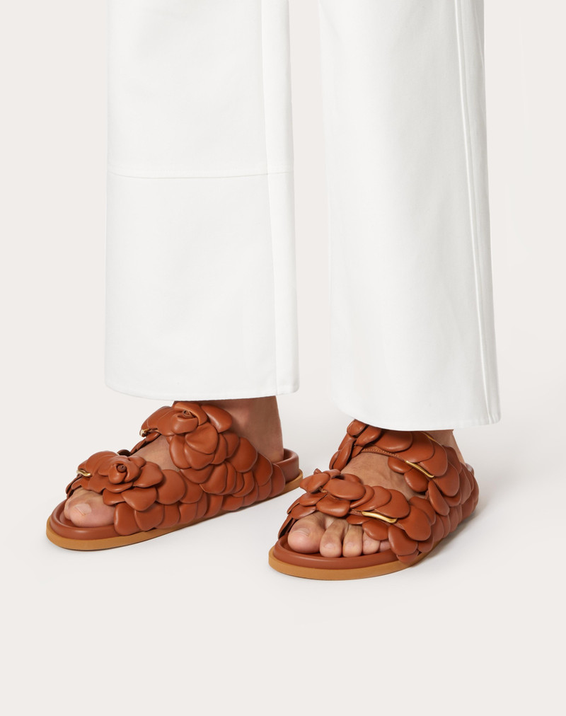 Valentino ATELIER SHOE VALENTINO GARAVANI CALFSKIN SLIDE SANDAL outlook