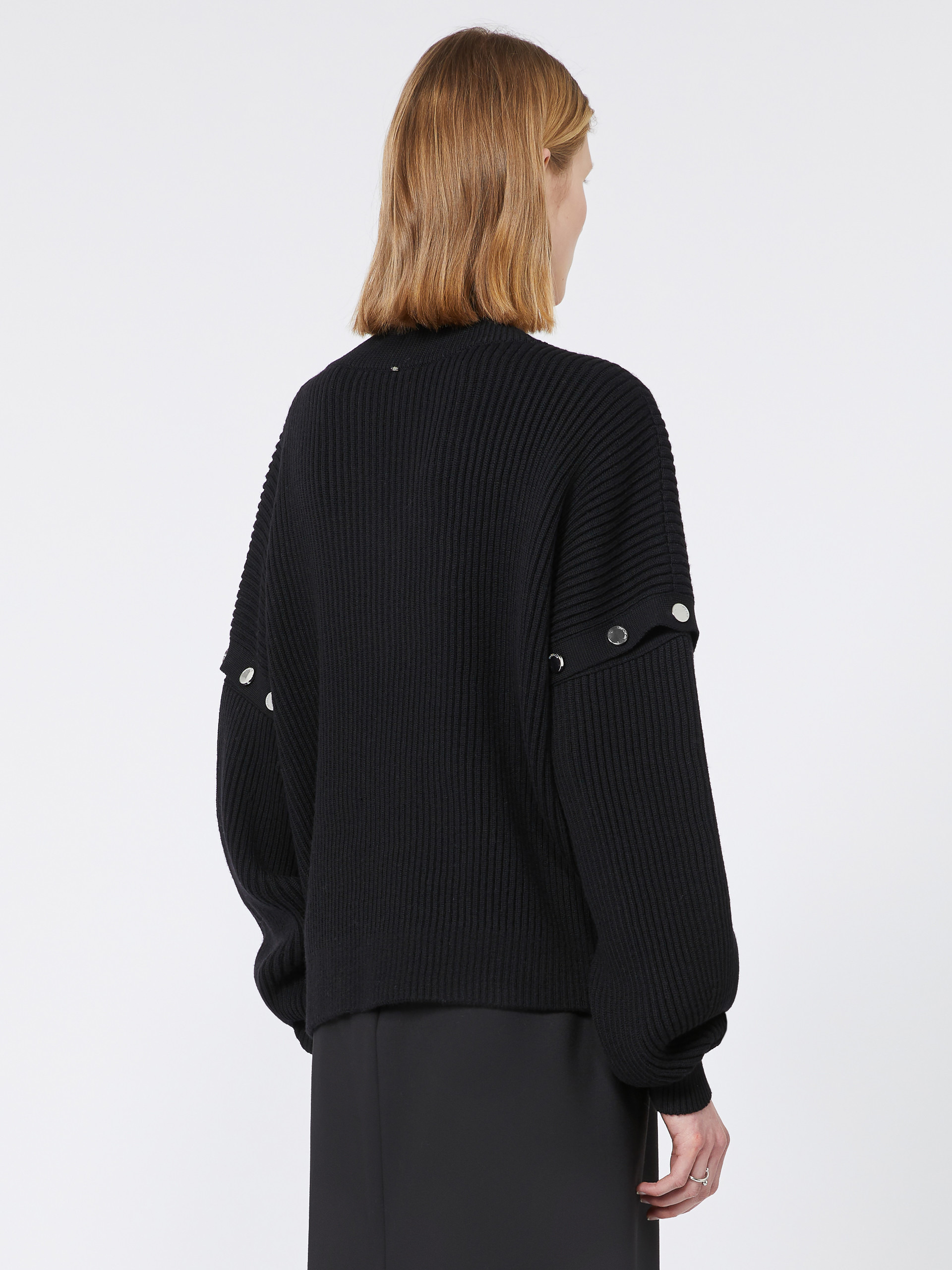 TAY Oversized jumper with detachable sleeves - 4